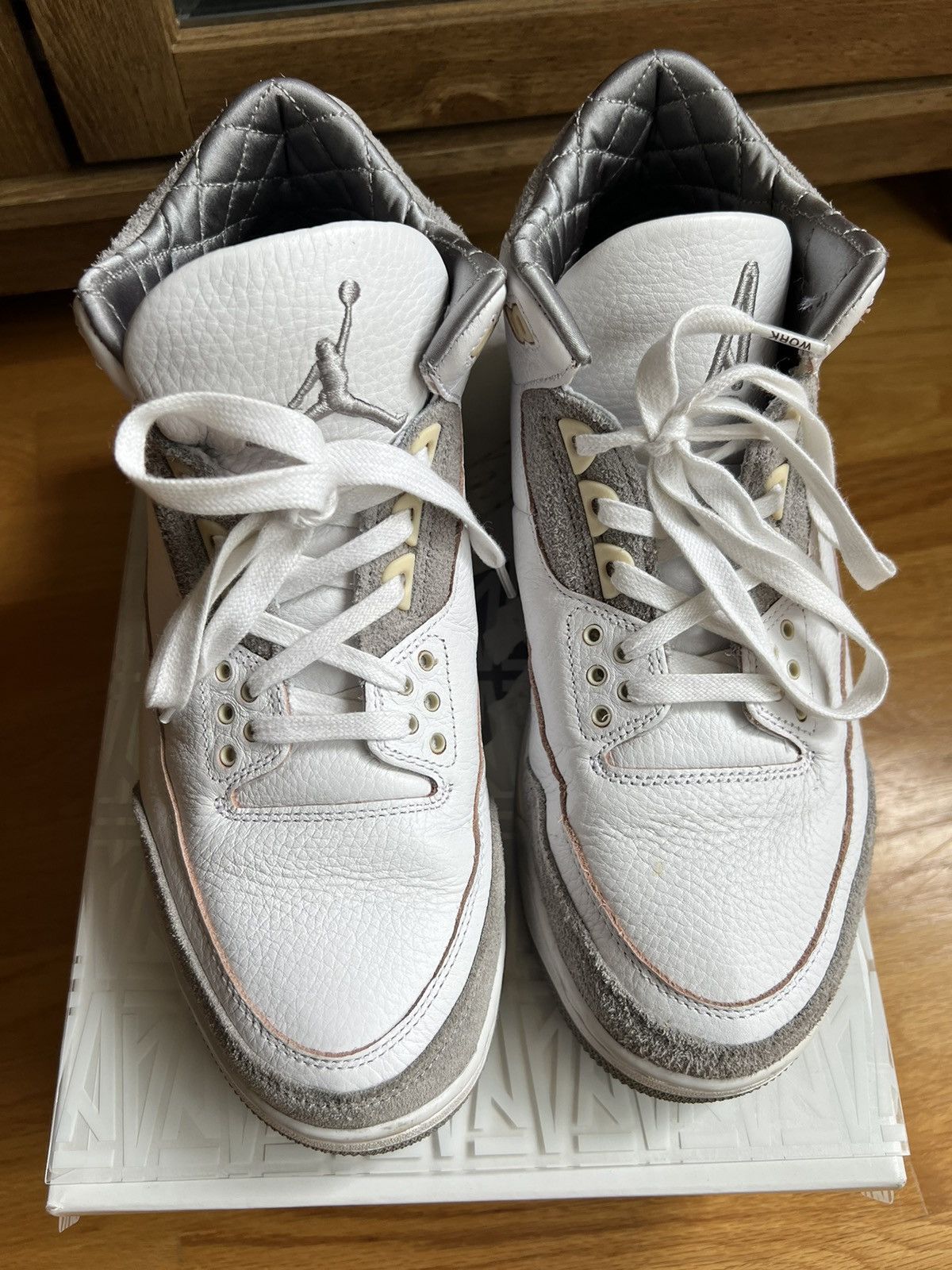 A Ma Maniere × Jordan Brand Jordan 3 x A Ma Maniere 10M Size US 10 / EU 43 - 5 Thumbnail