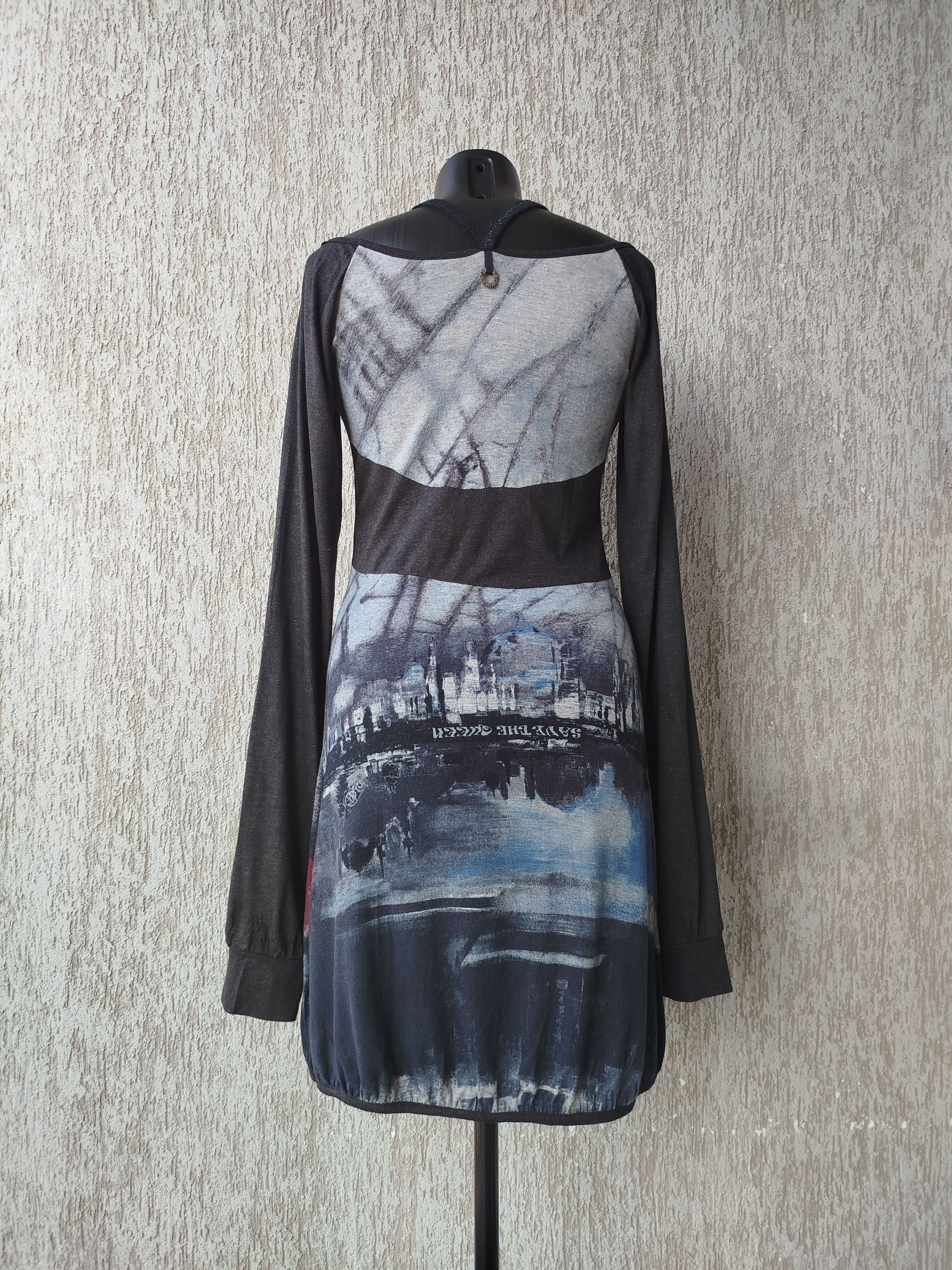 Jean Paul Gaultier Save The Queen Dress Long Sleeve Graphic Lined Size M Size M / US 6-8 / IT 42-44 - 7 Thumbnail