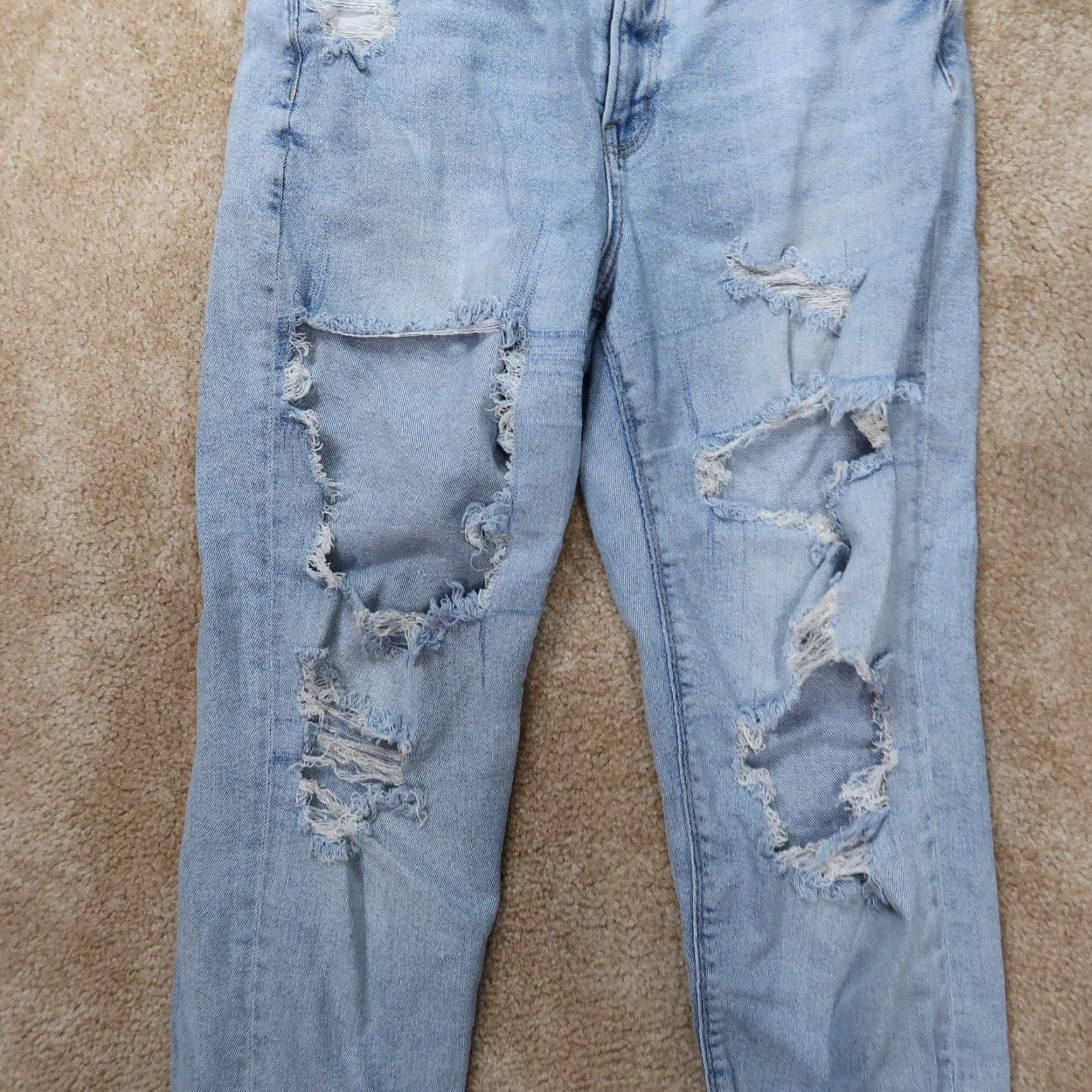 American Eagle Outfitters American Eagle Mom Jeans Women's 8 Blue Denim High Rise Ripped Size 30" / US 8 / IT 44 - 2 Thumbnail