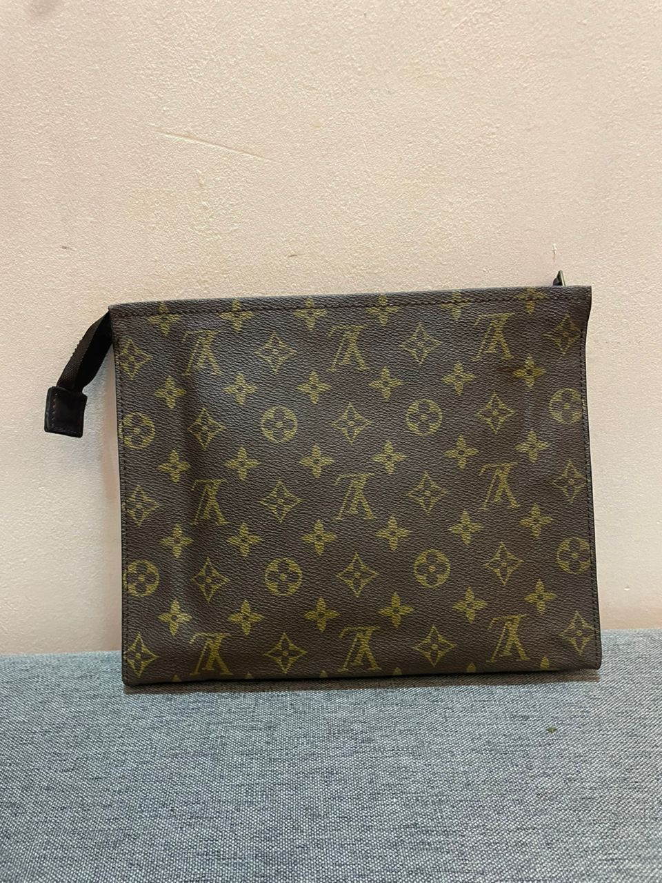 Louis Vuitton Authentic Vintage Louis Vuitton Monogram Clutch Size ONE SIZE - 2 Thumbnail