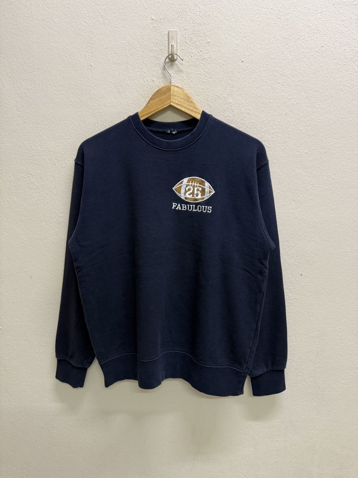 Vintage FABULOUS AMERICAN FOOTBALL SMALLLOGO SWEATSHIRT Size US M / EU 48-50 / 2 - 15 Thumbnail