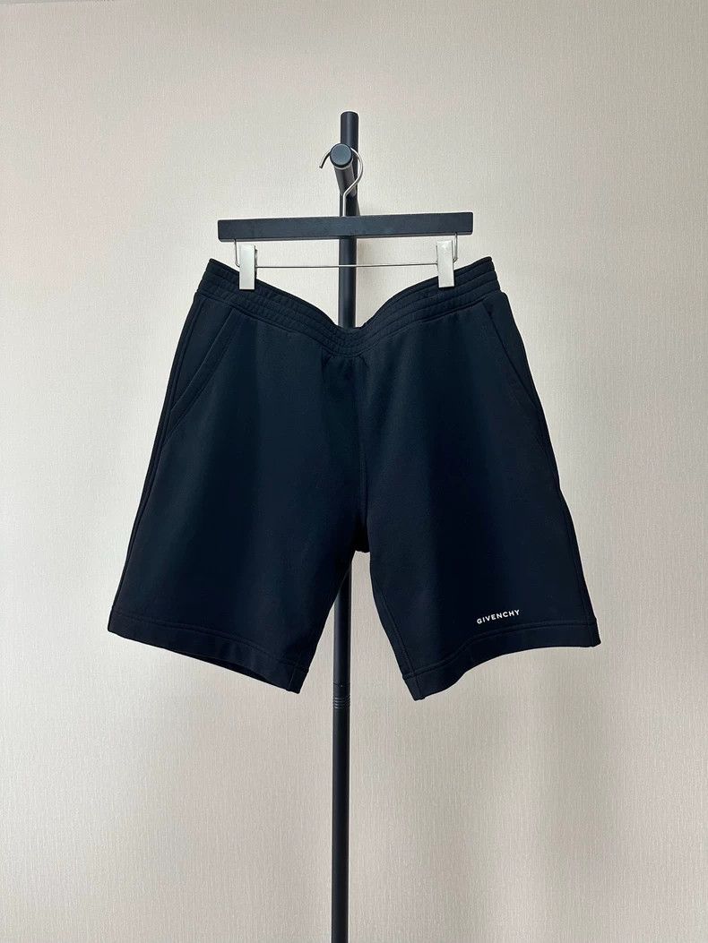 Other Givenchy Size3XL Black Casual Shorts Size US 30 / EU 46 - 7 Thumbnail