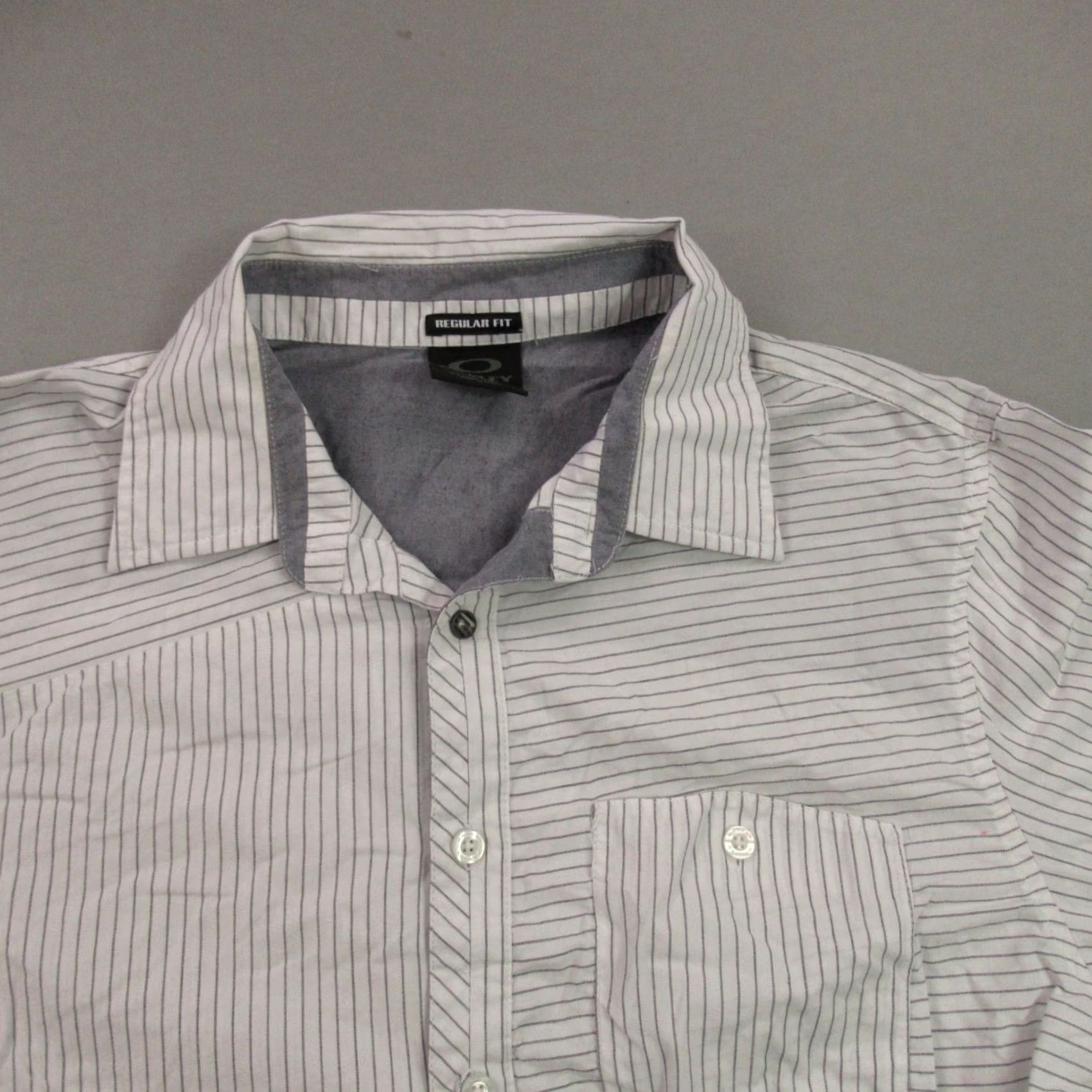 Oakley Oakley Shirt Mens Large Long Sleeve Button Front Pocket Outdoor Stripes Size US L / EU 52-54 / 3 - 2 Thumbnail