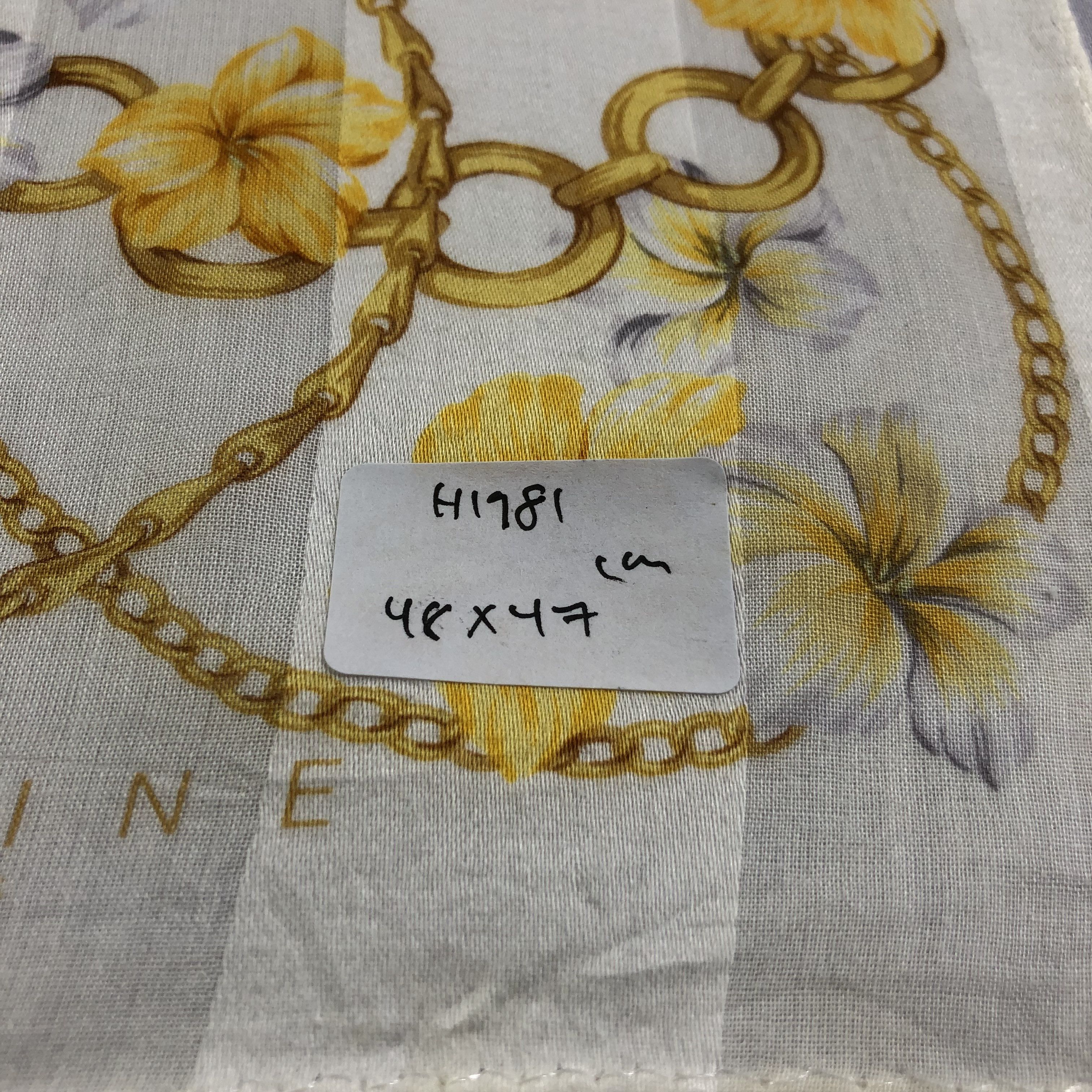 Celine × Vintage Celine Gold Chains Handkerchief Neckerchief Bandana H1981 Size ONE SIZE - 11 Thumbnail