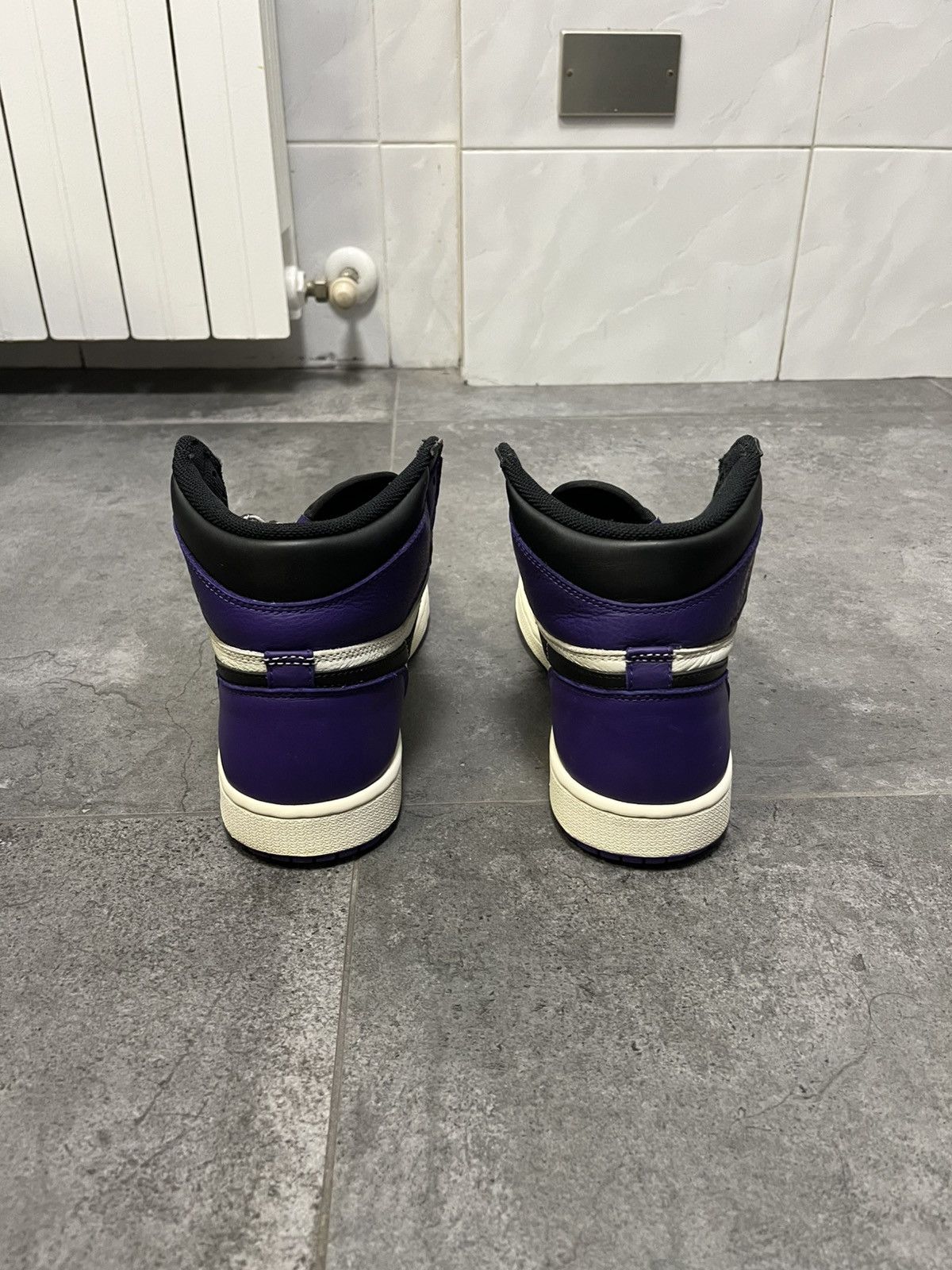 Nike Jordan 1 High OG Court purple Size US 10 / EU 43 - 4 Thumbnail