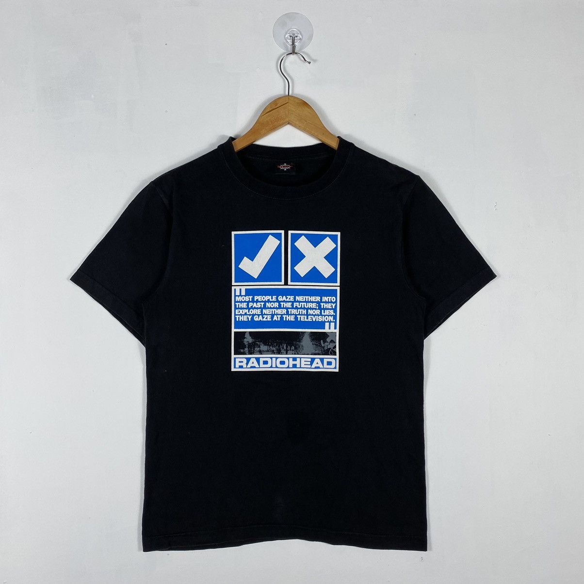Band Tees VINTAGE RADIOHEAD OK COMPUTER TEE Size US S / EU 44-46 / 1 - 2 Thumbnail