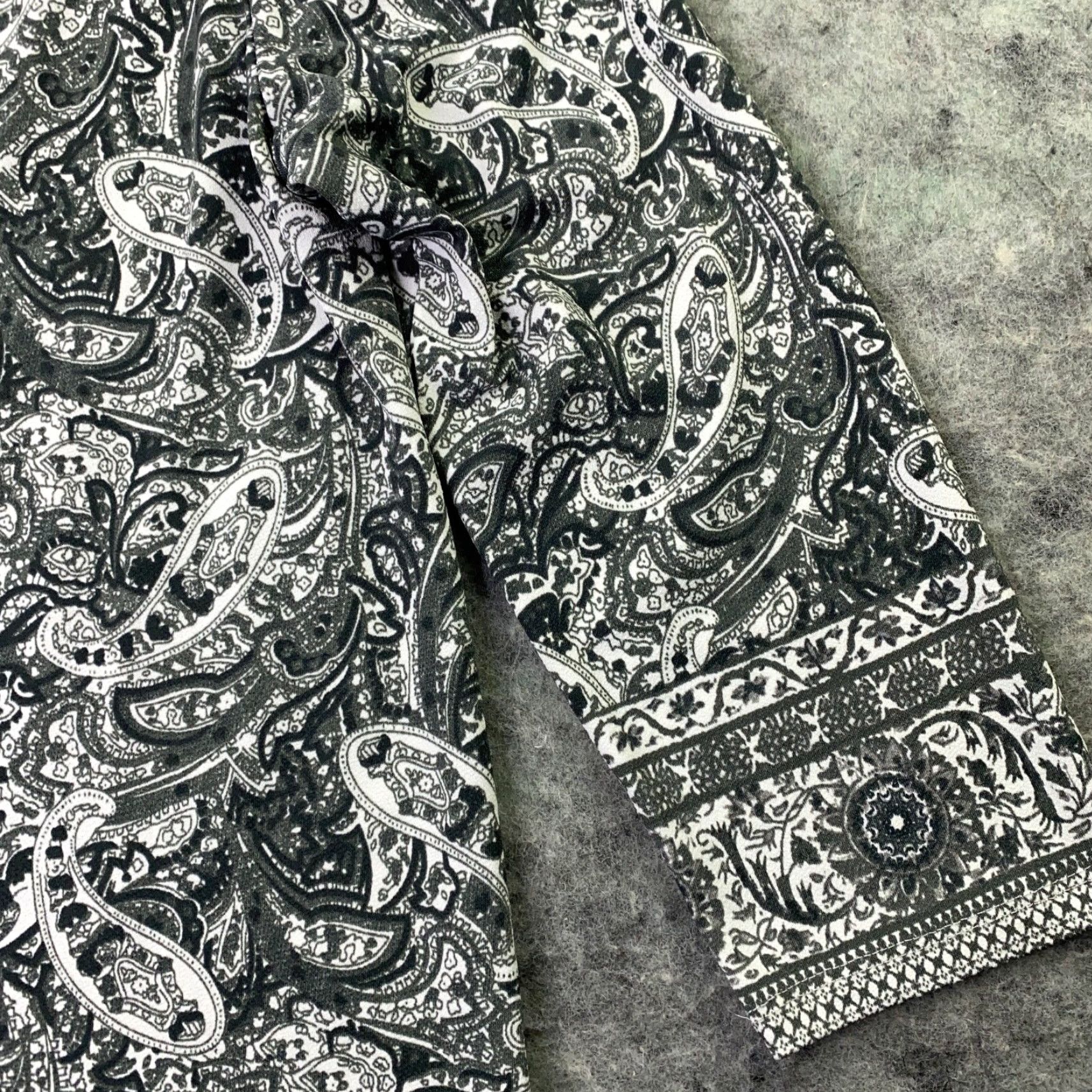 Vintage Jasmine & Juliana Womens Blouse Shirt V-Neck 3/4 Sleeve Black Paisley Stretch L Regular Size L / US 10 / IT 46 - 5 Thumbnail