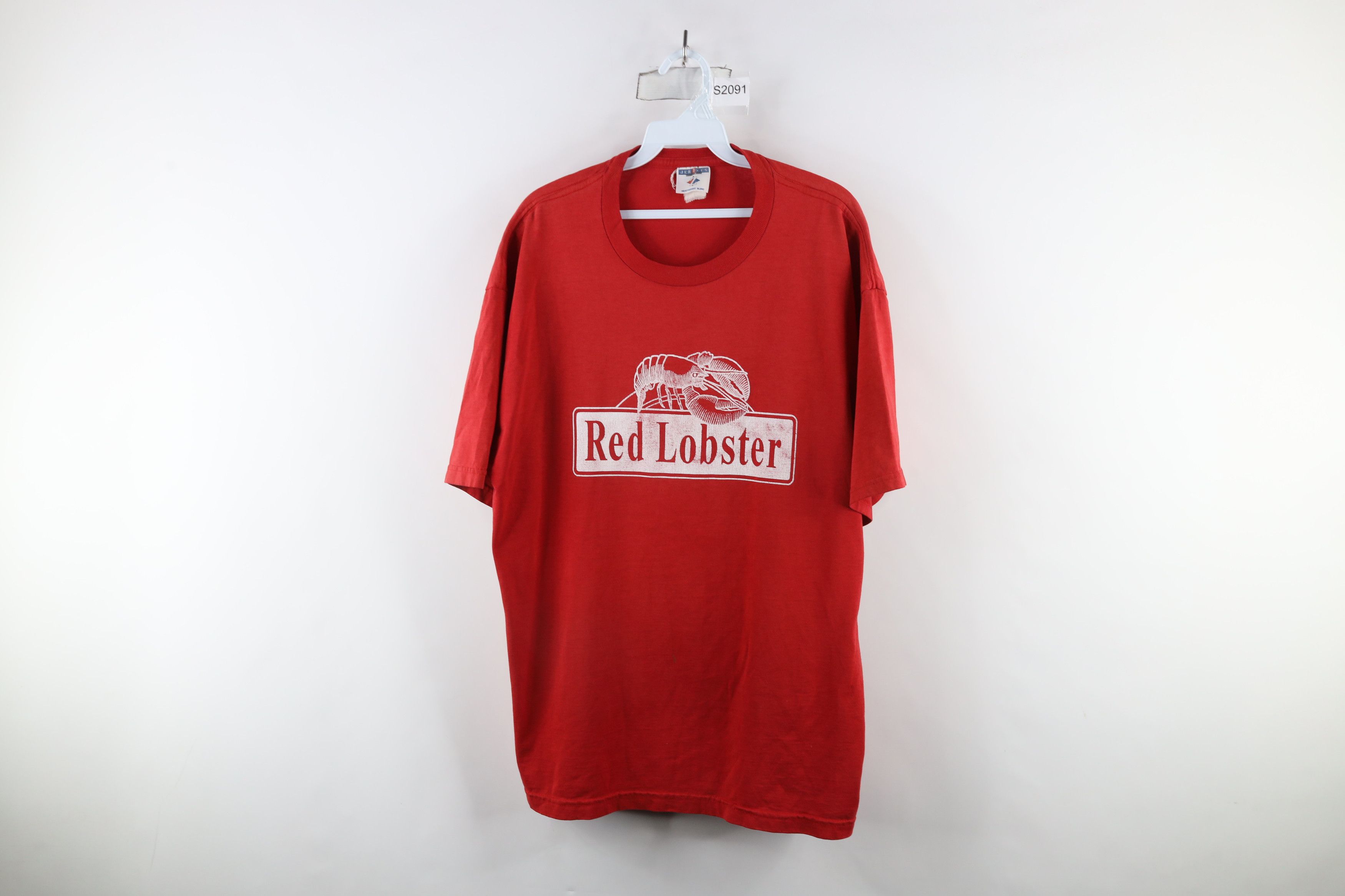 Vintage Vintage 90s Spell Out Red Lobster Restaurant T-Shirt Red Size US XL / EU 56 / 4 - 1 Thumbnail