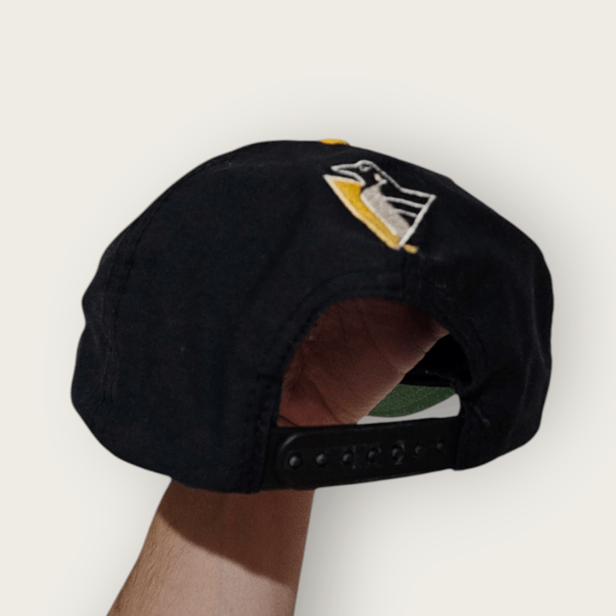 NHL Pittsburgh Penguins 90' Hat Size ONE SIZE - 4 Thumbnail