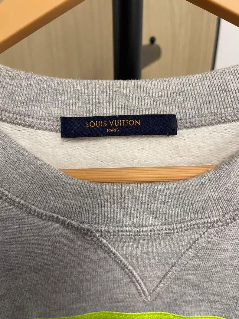 Louis Vuitton Louis Vuitton Grey Hoodie Size US S / EU 44-46 / 1 - 3 Thumbnail