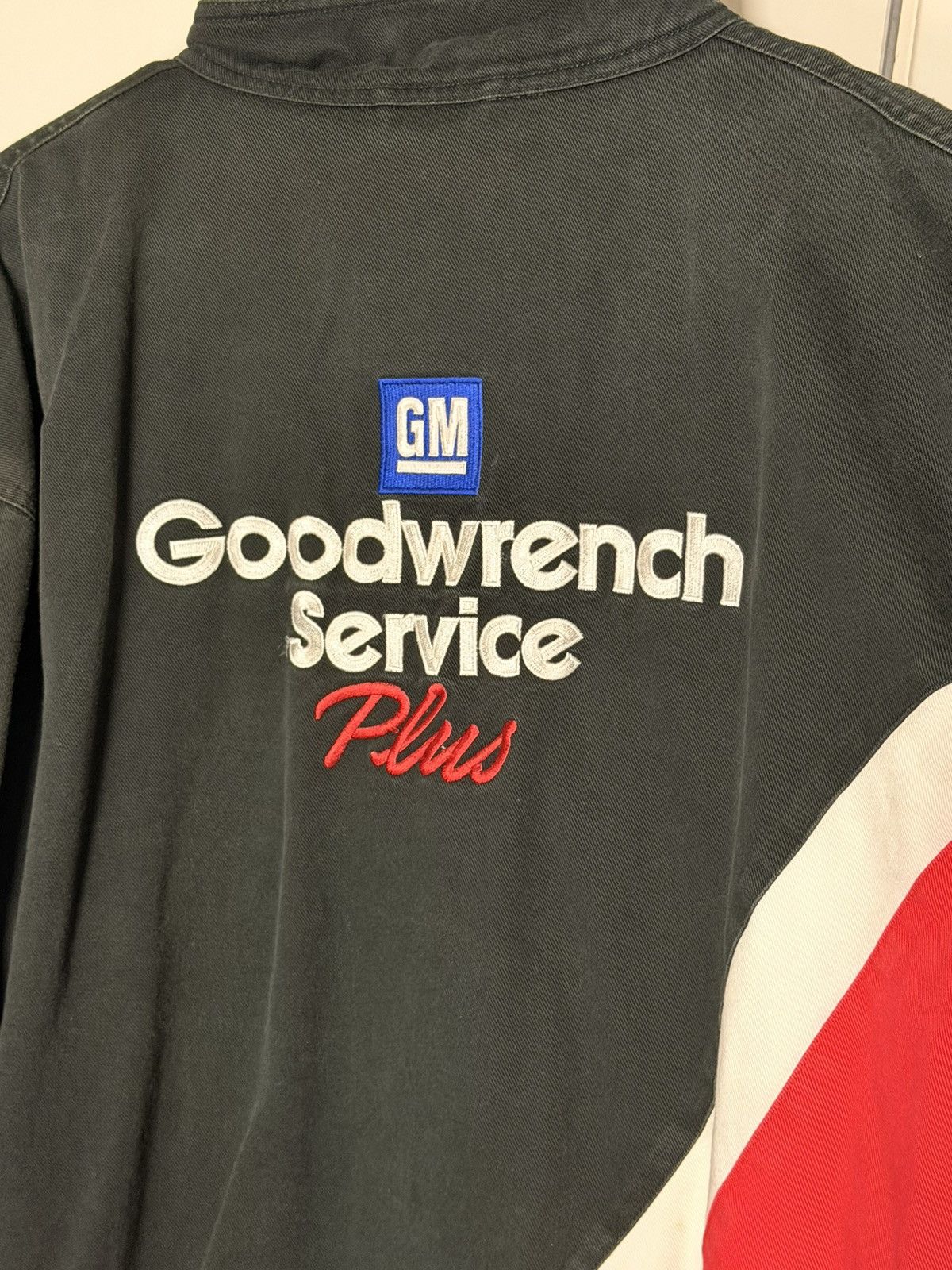 Chase Authentics Chase Authentics Goodwrench Service GM Racing Jacket NASCAR Size US XL / EU 56 / 4 - 4 Thumbnail