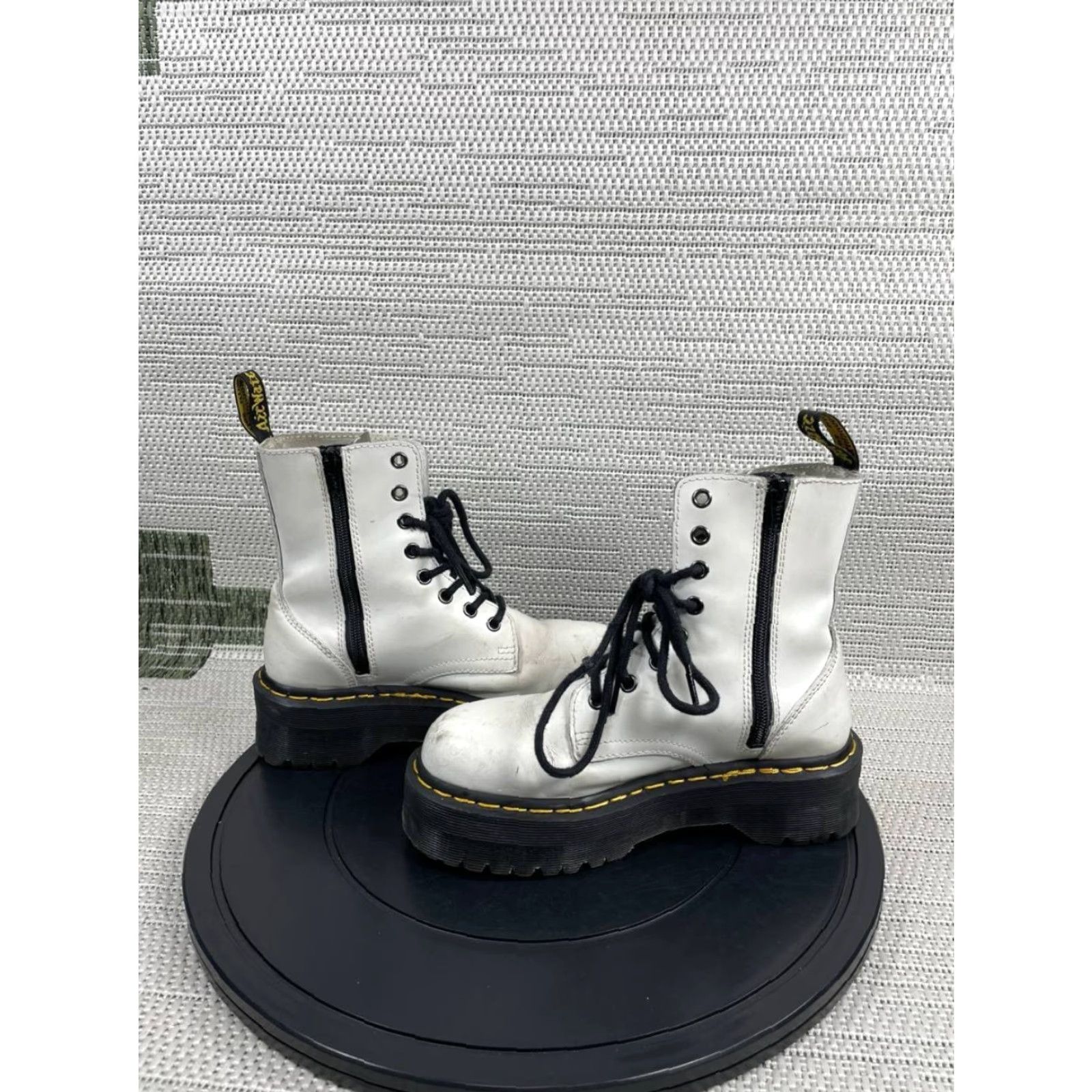 Dr. Martens Dr Martens Boots Womens Jadon White Smooth Leather Ankle Lace Up Size 37 EU 6 US Casual Combat Rubber Sole Leather Lining Mens Womens Boys Girls Size US 6 / IT 36 - 7 Thumbnail