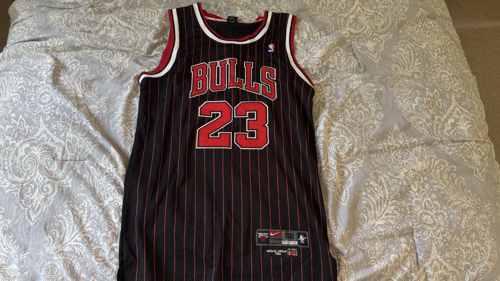 Nike Michael Jordan Bulls Nike Hardwood Classics jersey Size US XL / EU 56 / 4 - 2 Thumbnail