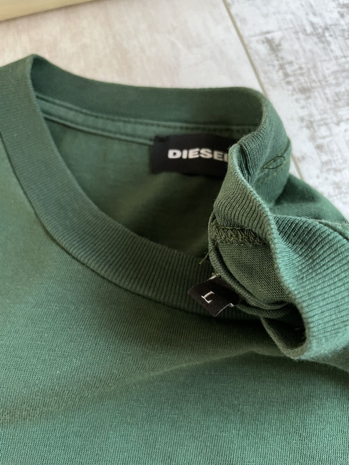 Diesel × Vintage Diesel Denim Division Y2K T-Shirt Vintage Knit Big Logo Size US L / EU 52-54 / 3 - 8 Thumbnail