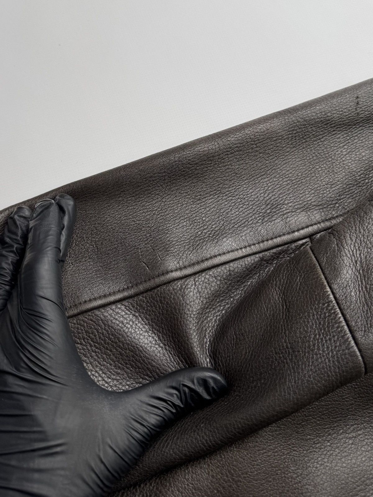 Hugo Boss Hugo Boss Vintage Leather Coat (75) Size US L / EU 52-54 / 3 - 20 Thumbnail