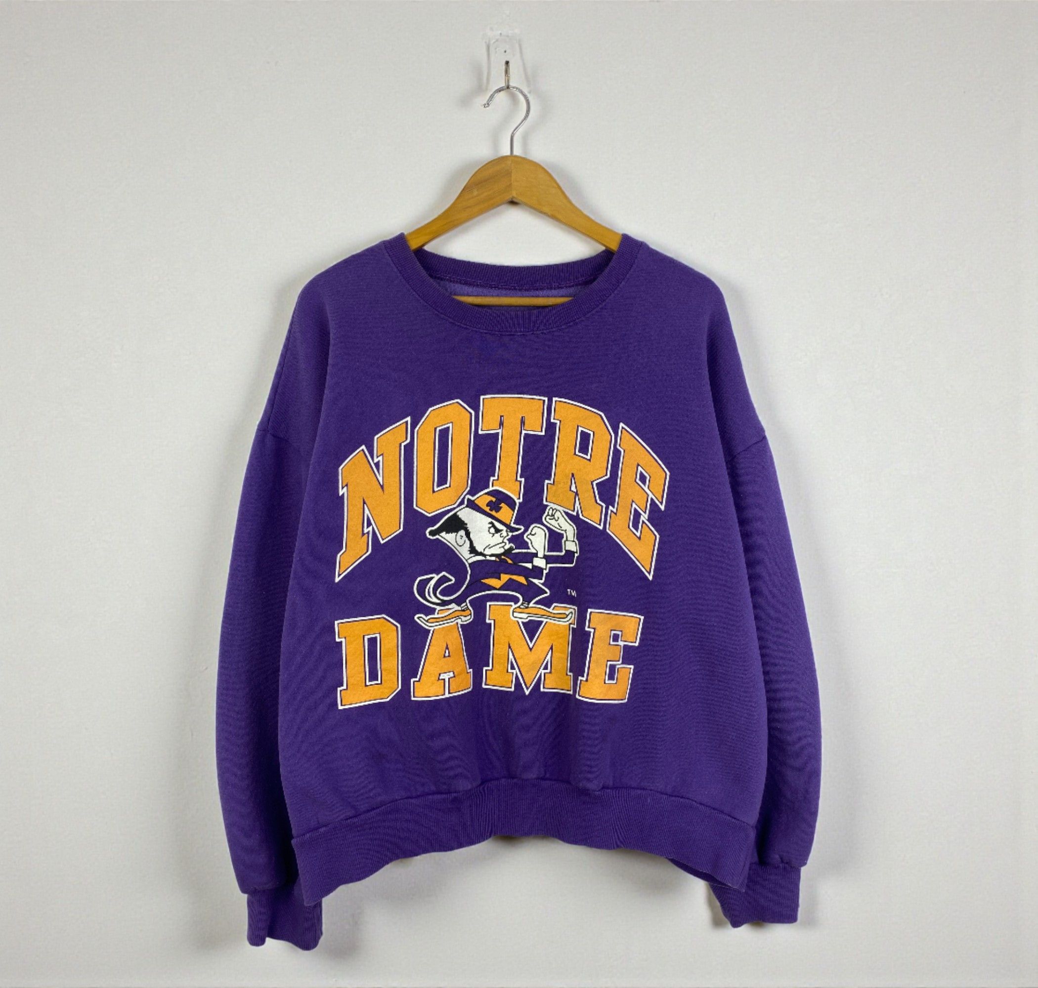 Other Vintage Notre Dame Wording Pullover Sweatshirt SH0335 Size US XXL / EU 58 / 5 - 1 Thumbnail