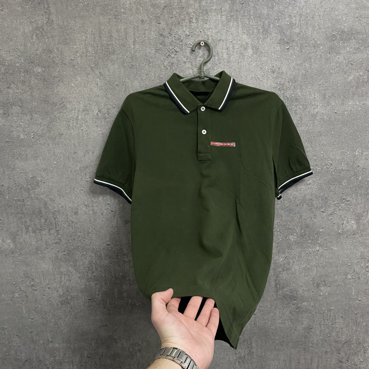 Prada Prada Polo Red Tab T-Shirt Size US M / EU 48-50 / 2 - 2 Thumbnail