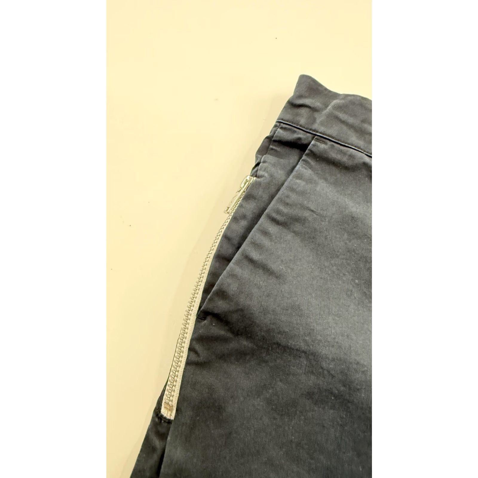 Nike Nike Pants Mens 36 Chino Relaxed Fit Drawstring Pocket Zip Black Twill 61% Cotton 39% Polyester Nike Swoosh Logo Casual Athletic Size US 36 / EU 52 - 3 Thumbnail