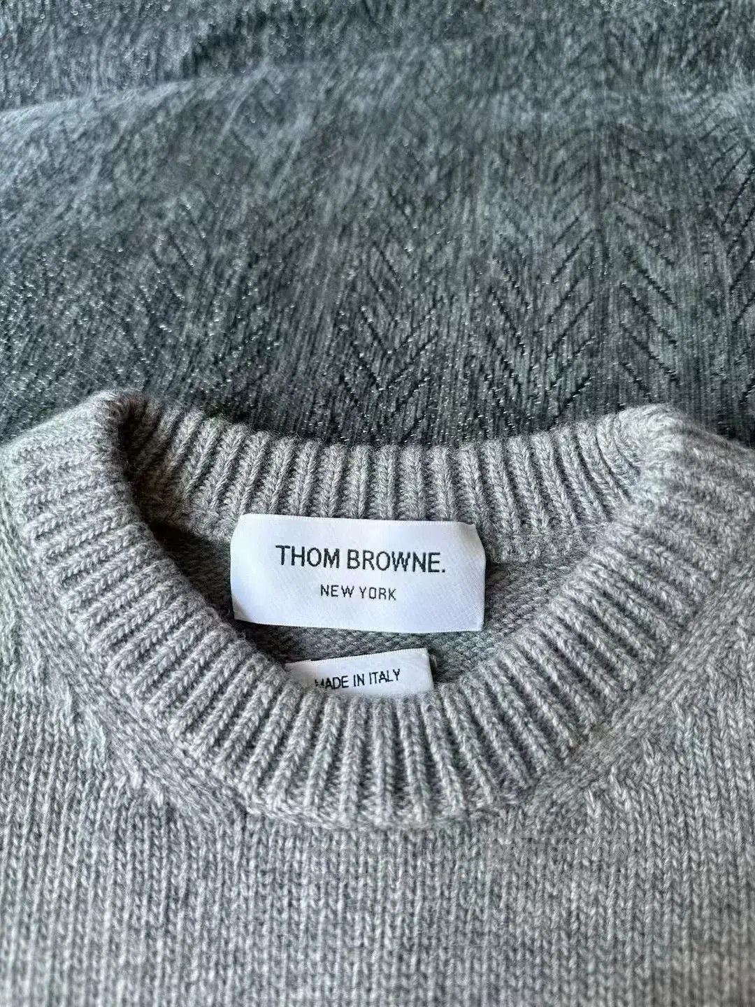 Thom Browne thom browne lobster knit sweater. Size US XXS / EU 40 - 3 Thumbnail