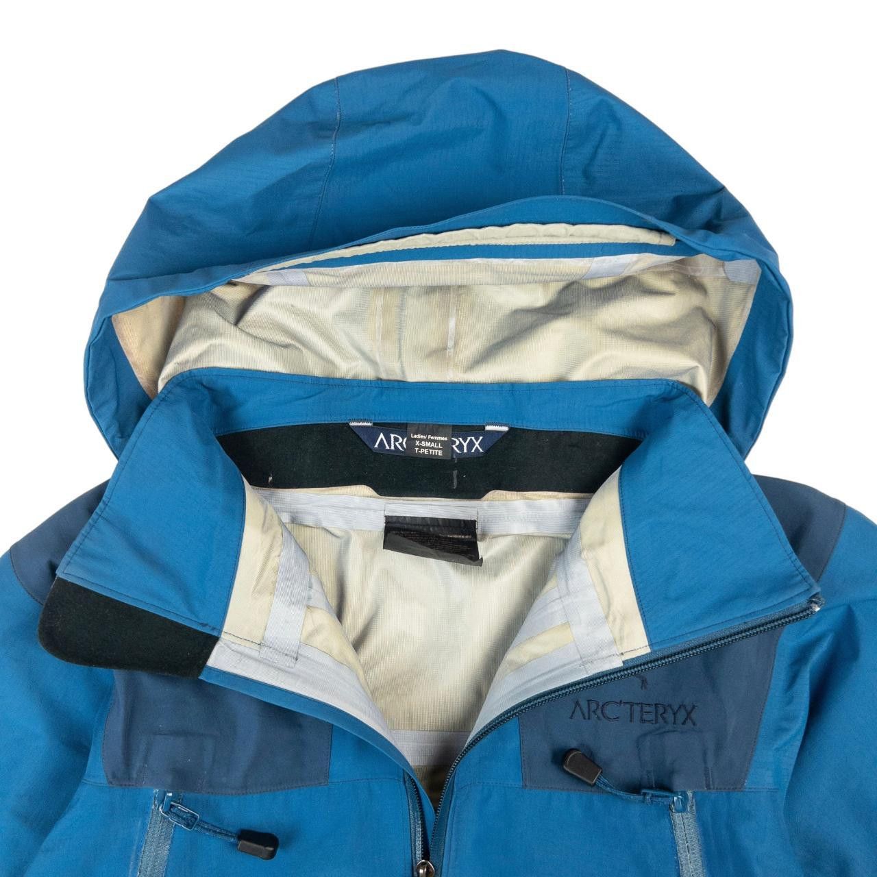 Arc'teryx Vintage Arcteryx Beta Goretex Jacket Women's Size M Size M / US 6-8 / IT 42-44 - 3 Thumbnail