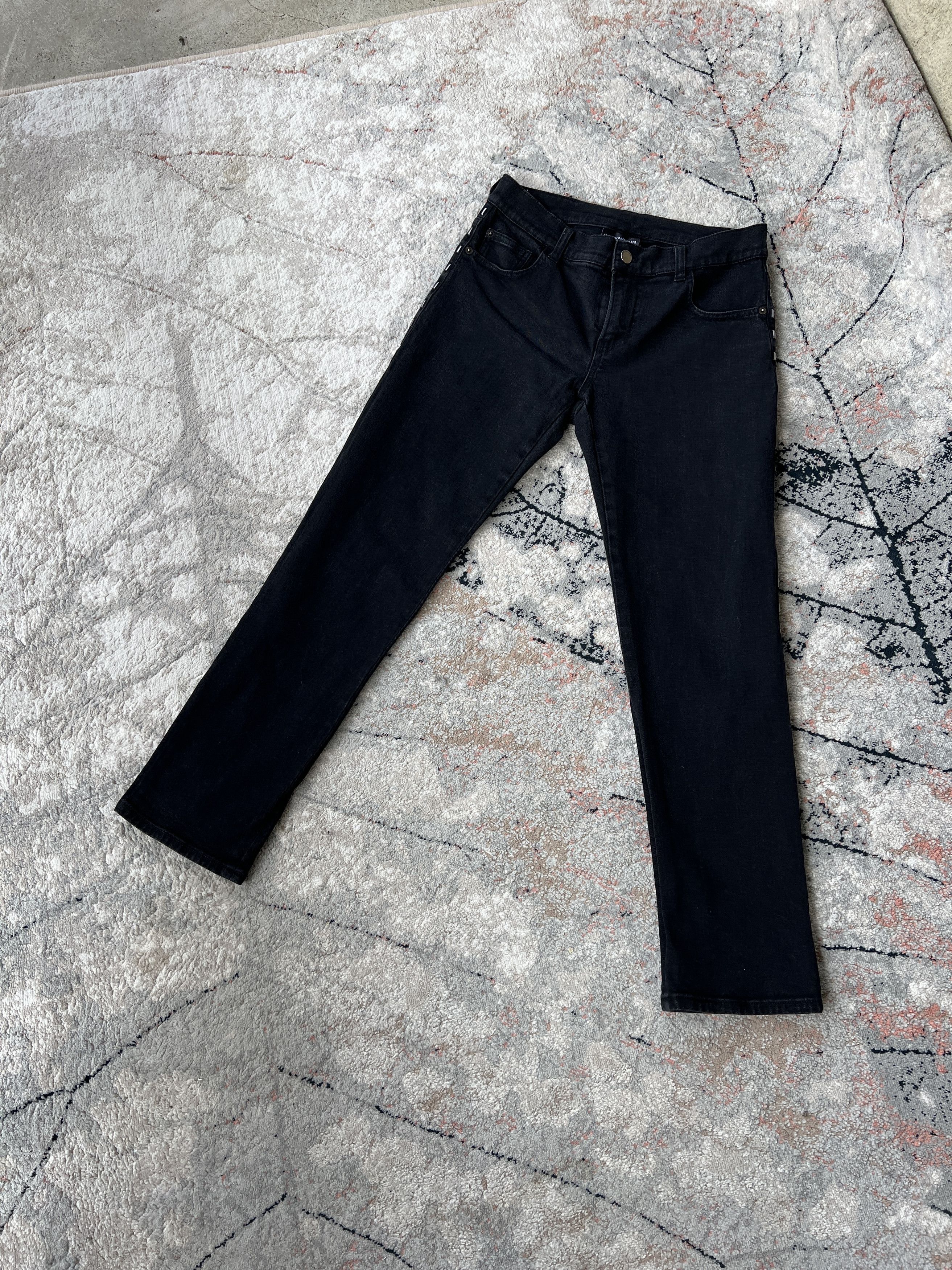 Emporio Armani Emporio Armani Jeans Metal Logo Size 28" / US 6 / IT 42 - 1 Thumbnail