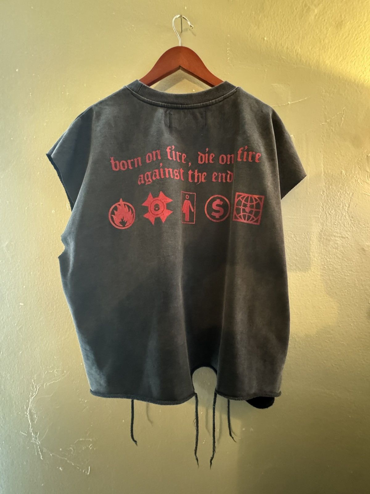 Whensmokeclears WSC Sleeveless Heavyweight Tee | Off Black/Red Size US M / EU 48-50 / 2 - 9 Thumbnail
