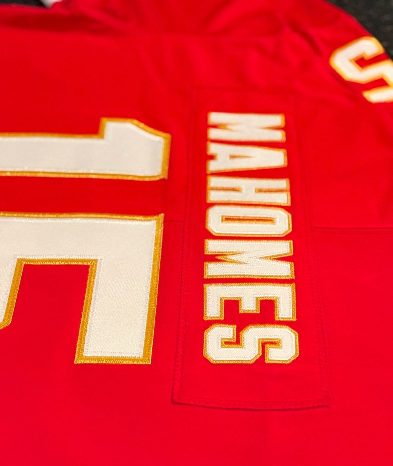 Nike Patrick Mahomes Medium Jersey Kansas City Chiefs Red Adult Size US M / EU 48-50 / 2 - 4 Thumbnail