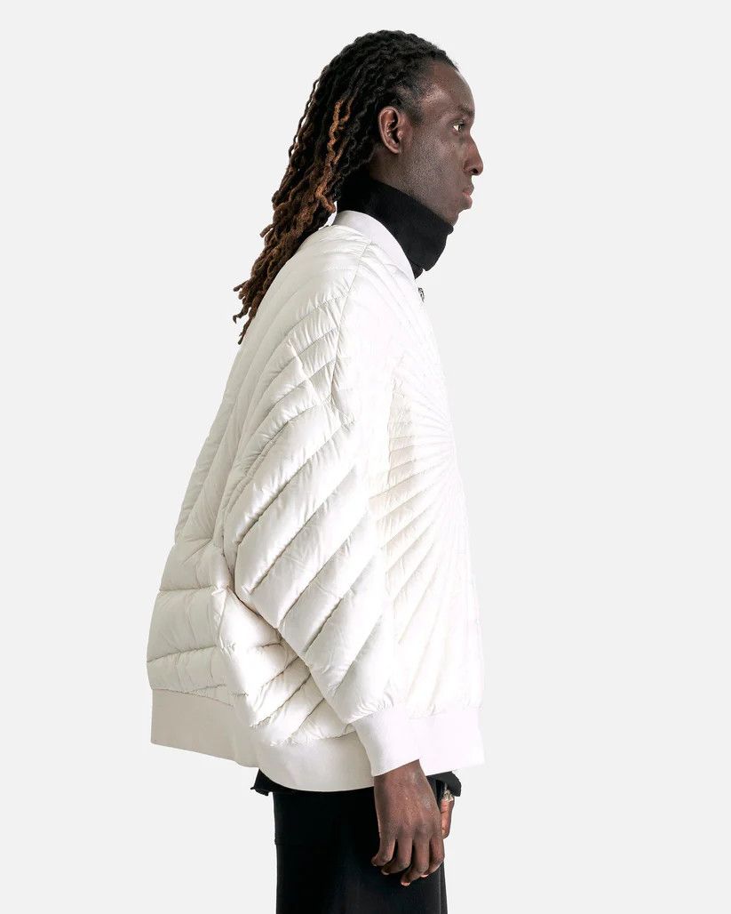Rick Owens o1s1v1r1oon0925 Moncler Radiance Peter Jacket in White/Milk Size US L / EU 52-54 / 3 - 2 Thumbnail