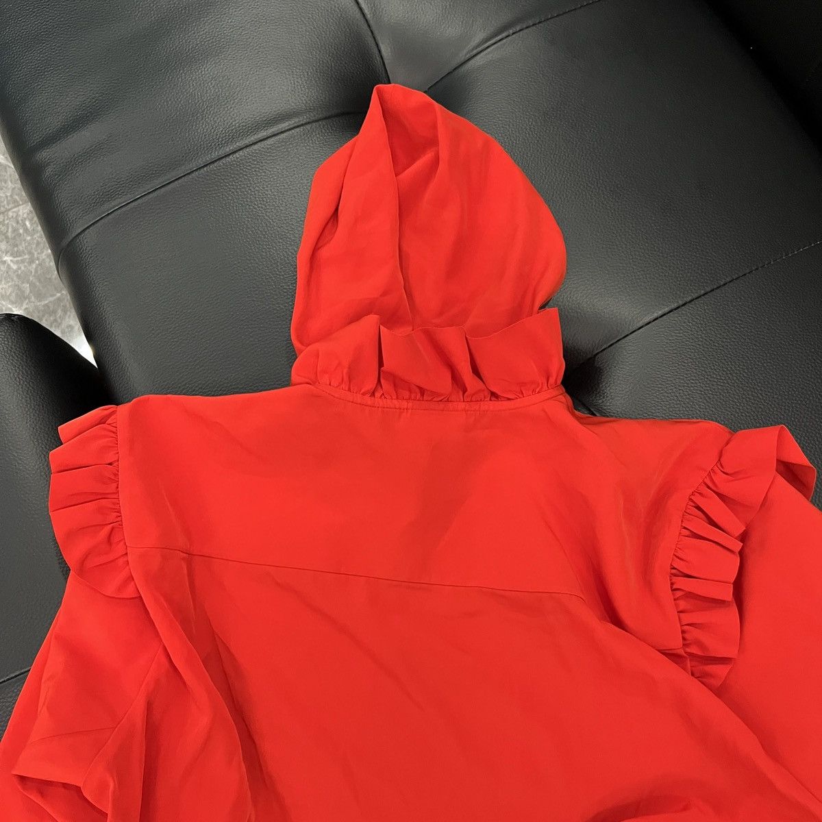 Vetements Vetements SS18 Ruffled Shoulder Hoodie Size US XS / EU 42 / 0 - 5 Thumbnail