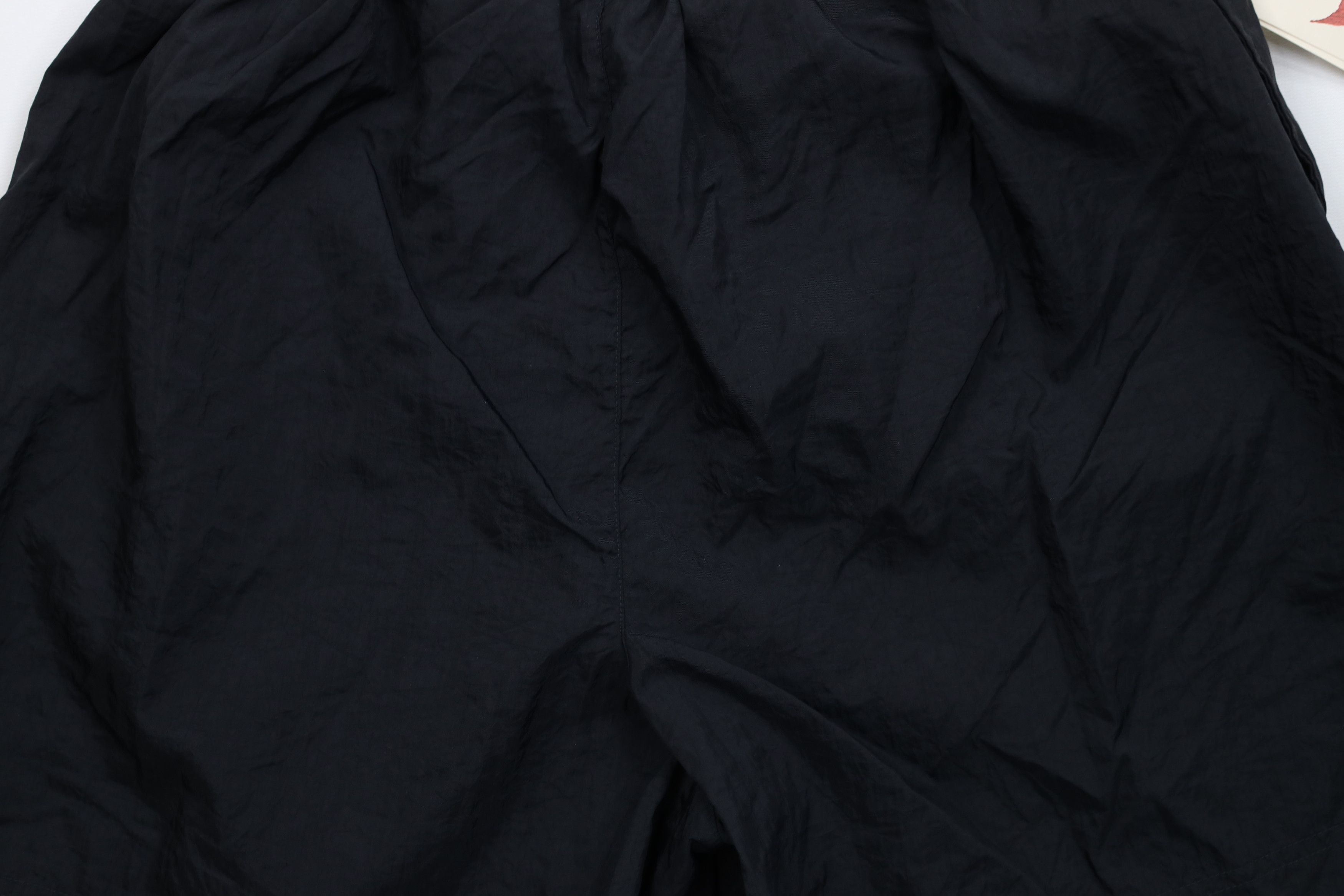 Nike Deadstock Vintage 90s Nike Mini Swoosh Soccer Shorts Black Size 26" / US 2 / IT 38 - 14 Thumbnail