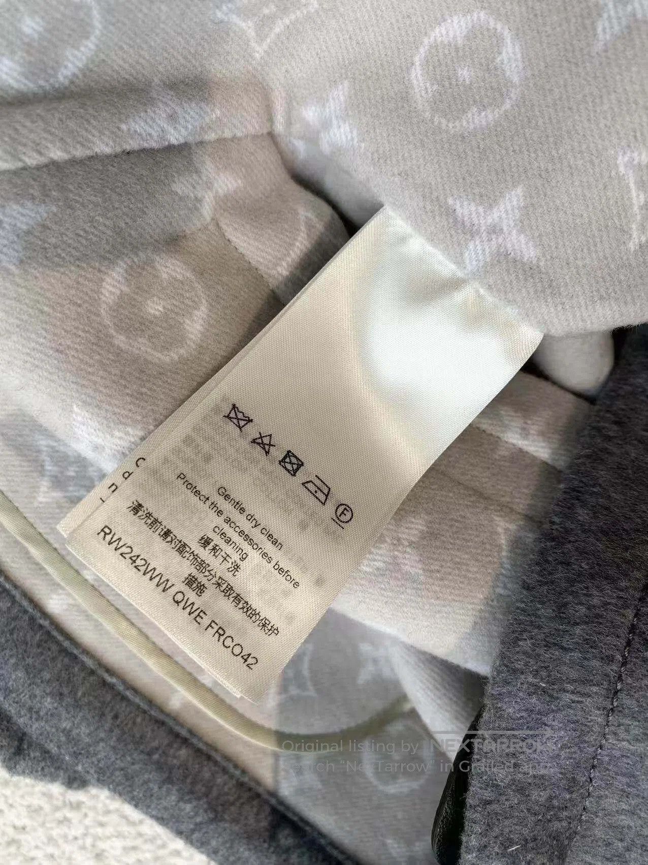 Louis Vuitton Louis Vuitton The inside is full of printed hooded jackets Size XXS / US 00 / IT 34 - 5 Thumbnail