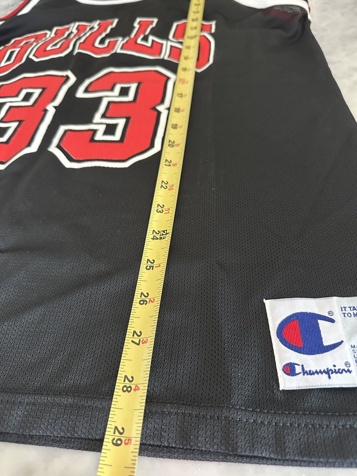 Champion Vintage Chicago Bulls Scottie Pippen #33 Champion Jersey Size US S / EU 44-46 / 1 - 7 Thumbnail