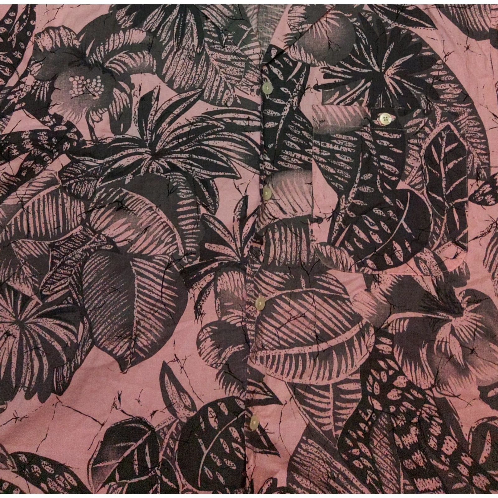 Vintage Bon Homme Men's L Pink Floral Short Sleeve Button-Up Hawaiian Shirt Hawaiian Casual Shirt Mens Large Pink Floral Bon Homme Vintage USA Size US L / EU 52-54 / 3 - 5 Thumbnail