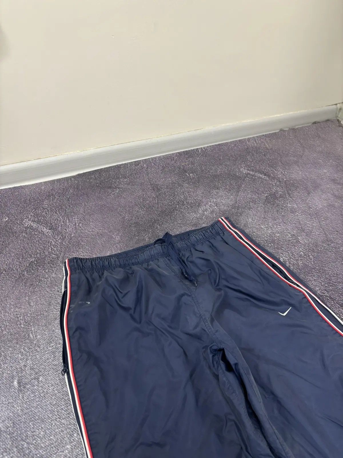 Nike × Vintage Vintage Nike Y2K Swoosh Retro Hype Baggy Nylon Track Pants Size US 32 / EU 48 - 6 Thumbnail