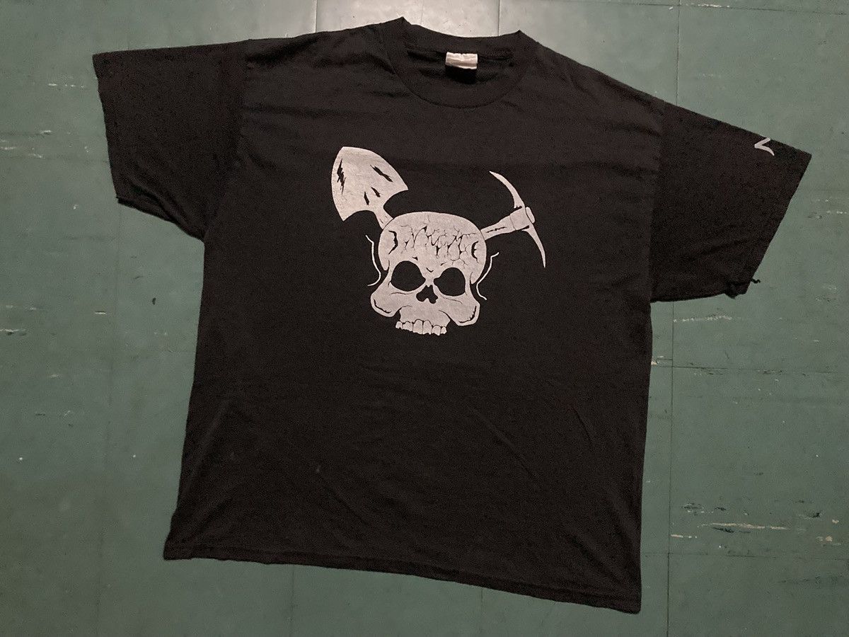 Vintage Vintage T Shirts Skull 00s Size US L / EU 52-54 / 3 - 1 Thumbnail