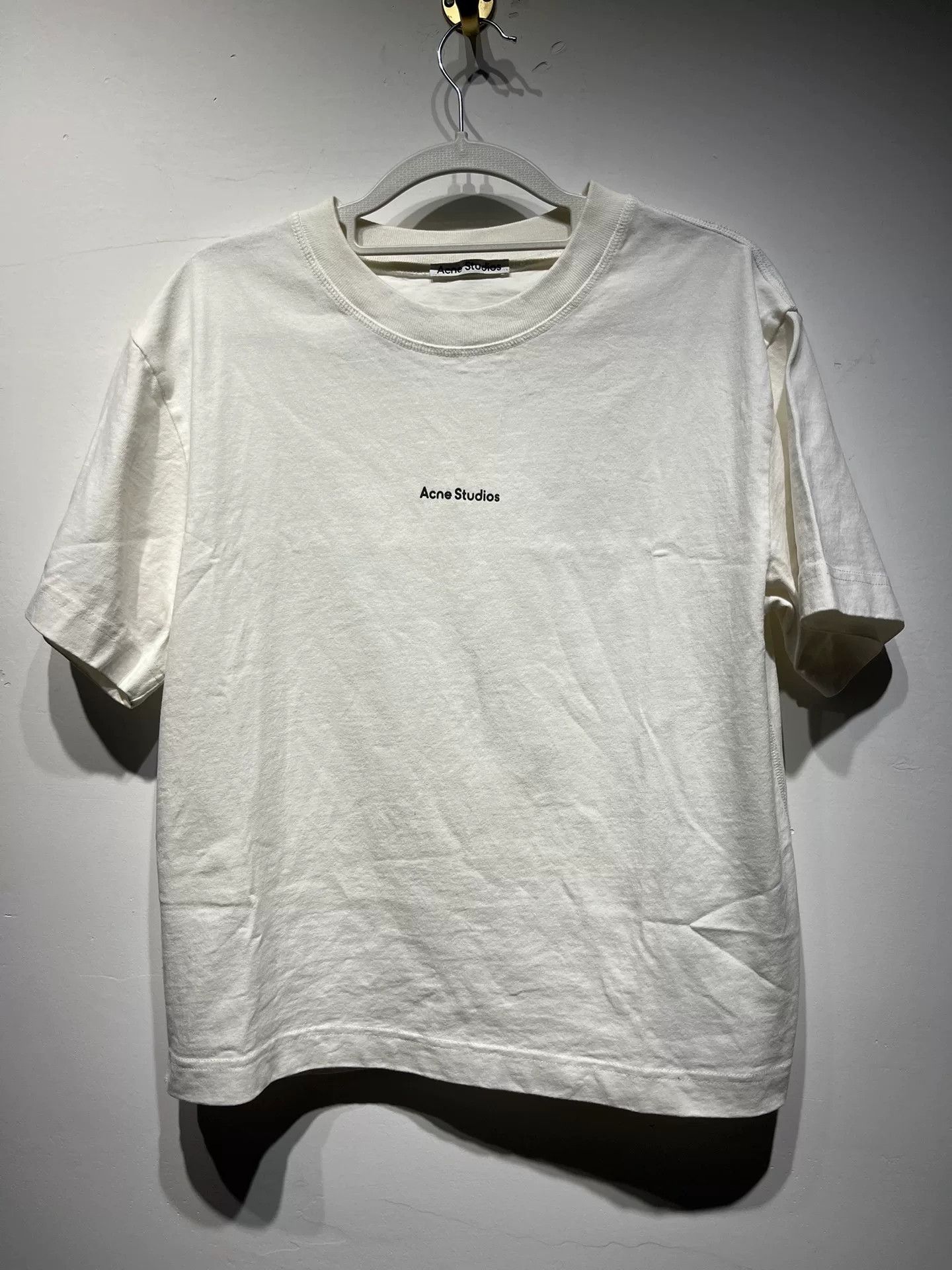 Acne Studios Acne Studios Retro Graphic White T-Shirt XXS Women Size XXS / US 00 / IT 34 - 1 Thumbnail