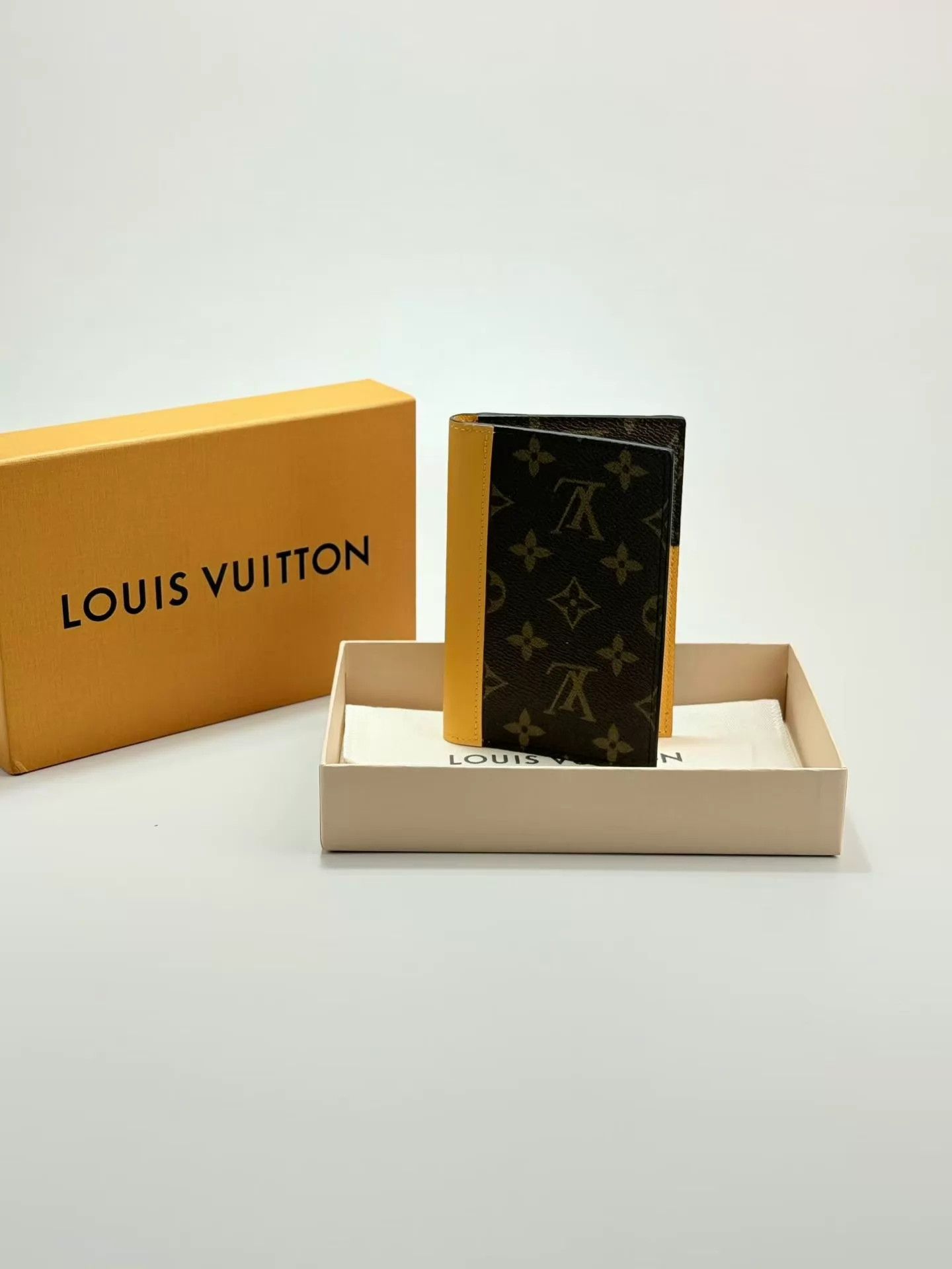 Lv Monogram All Over Print Card Holder New in Brown, Women's