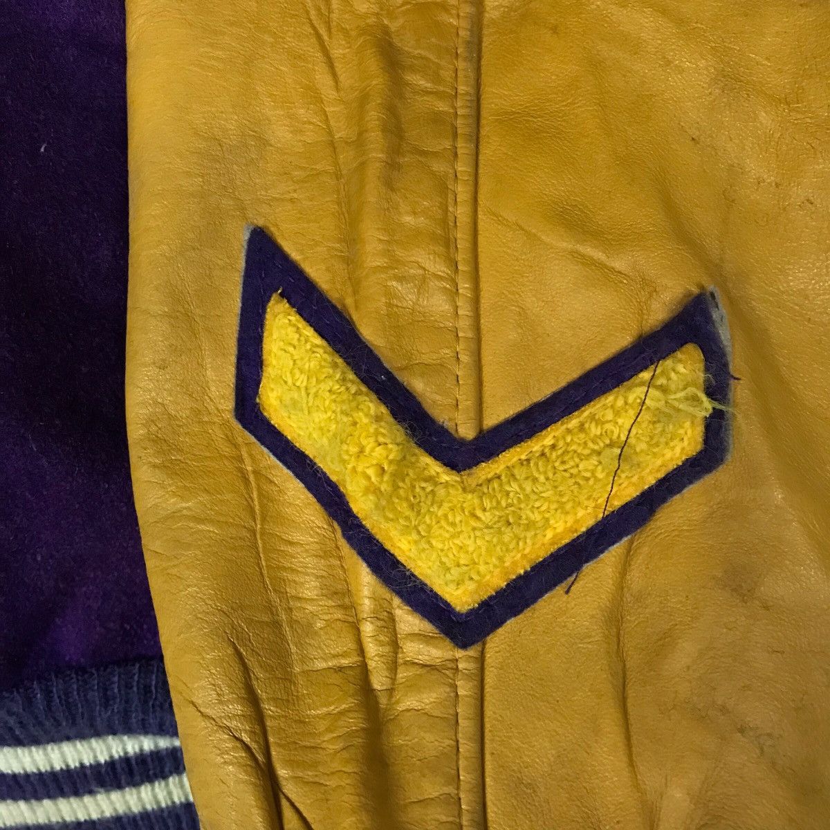 Other Vintage 90s Hollywood Letterman Wool Leather Varsity Jacket Size US L / EU 52-54 / 3 - 8 Thumbnail