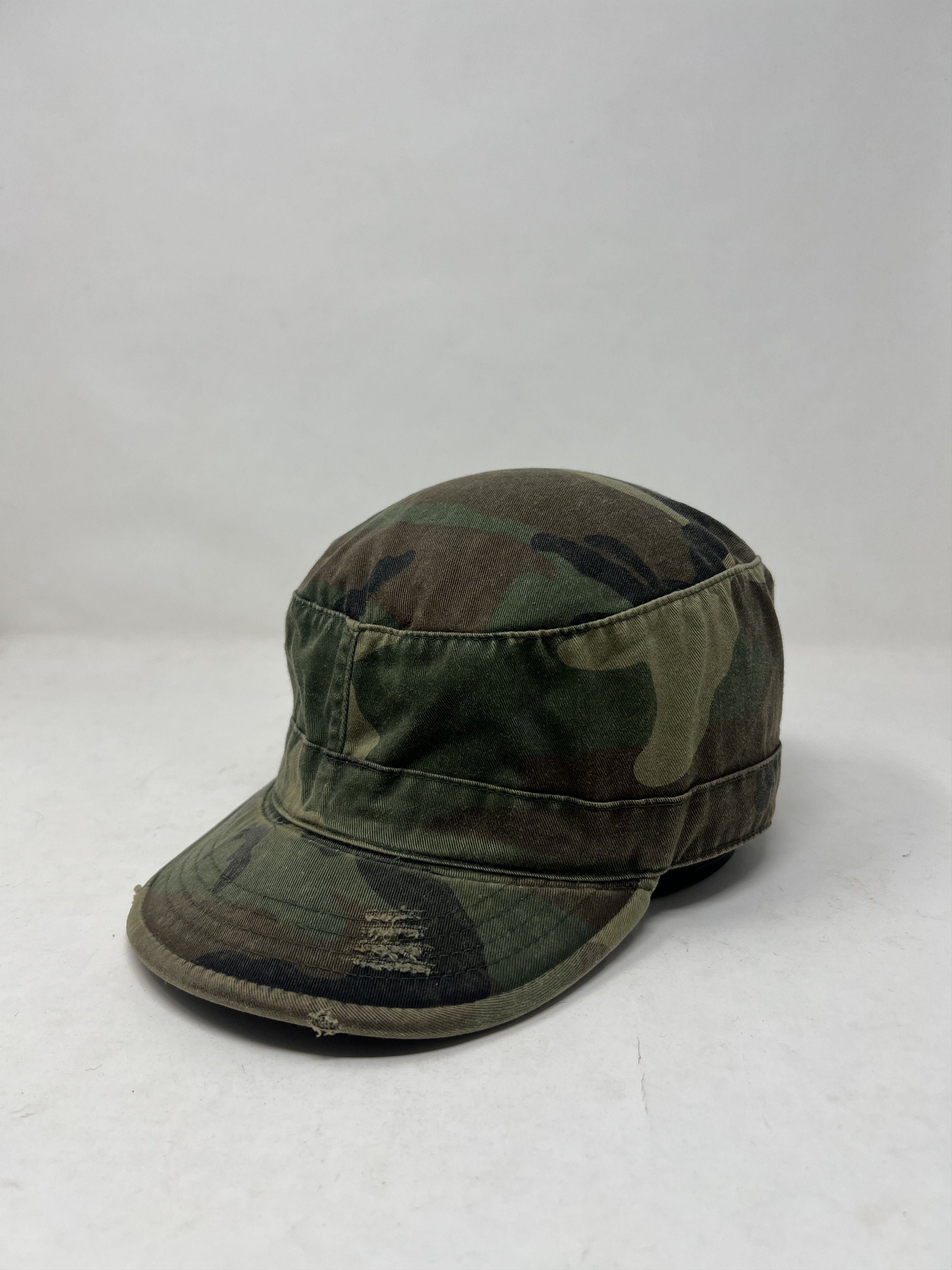 Vintage Vintage Millitary Woodland Distressed Fitted Hat Size ONE SIZE - 1 Thumbnail