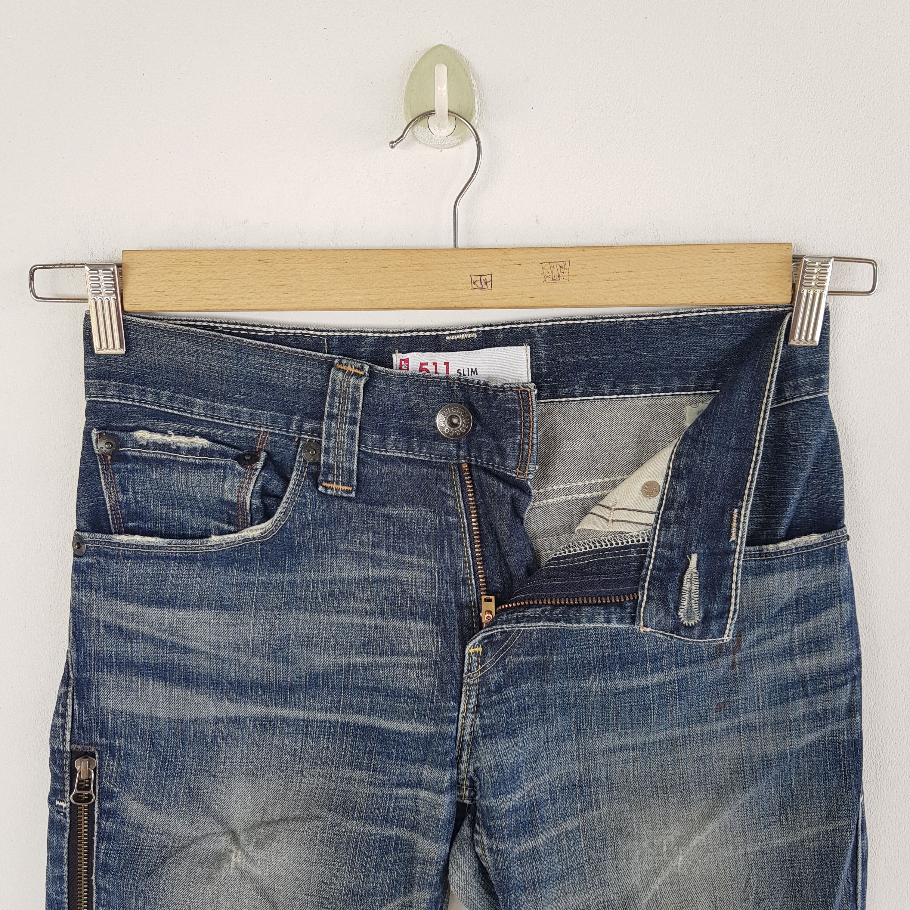 Levi's Vintage Levis Distressed Jeans Levi's 511 Faded Ripped Denim Size 28" / US 6 / IT 42 - 5 Thumbnail
