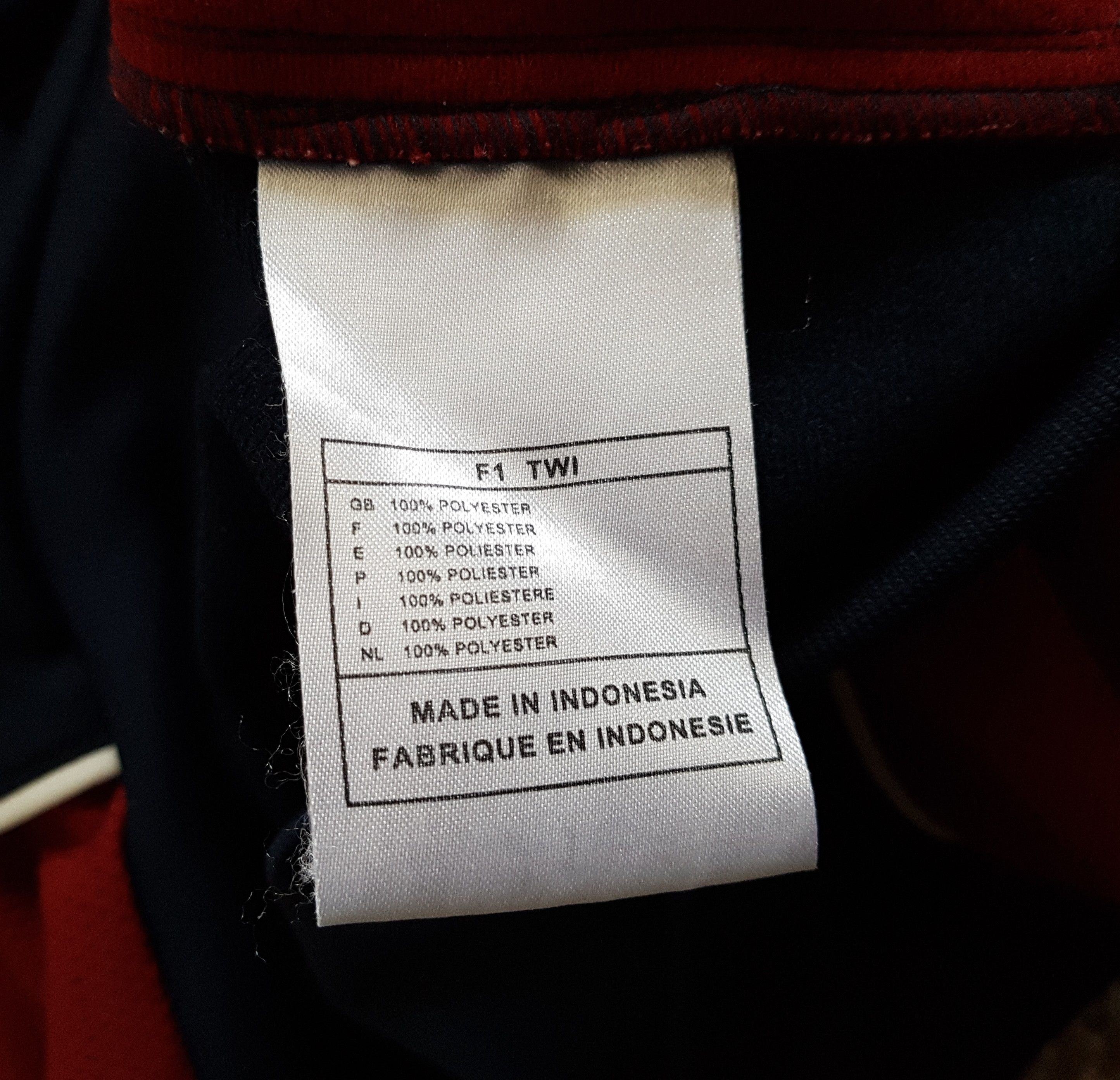 Nike y2k Vintage Nike Track Top Full Zip Jacket sz L Size US L / EU 52-54 / 3 - 12 Thumbnail