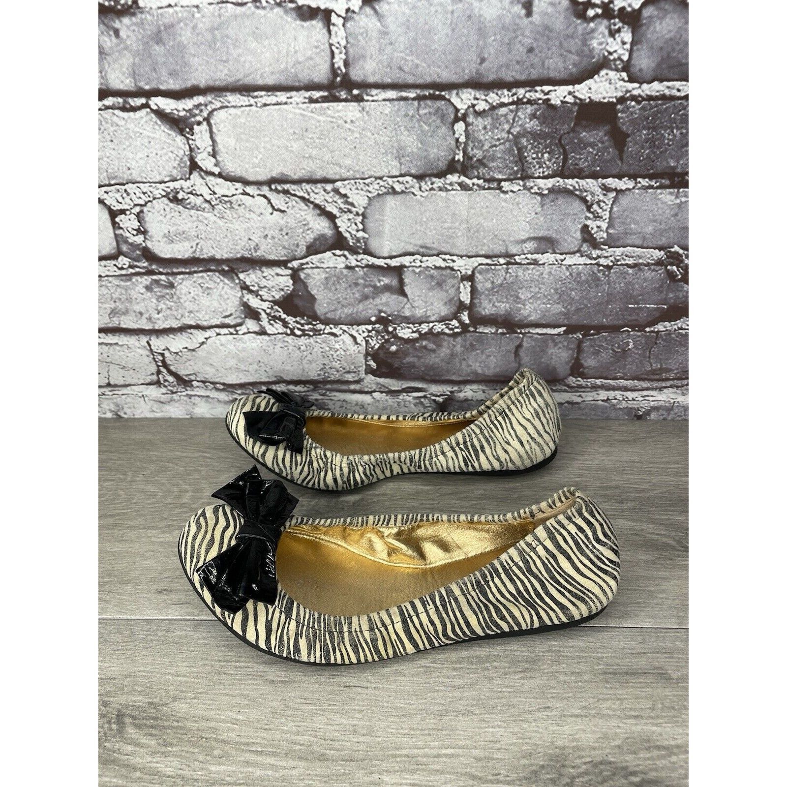Kate Spade Kate Spade Zebra Print Ivory Black Stripe Patent Bow Ballet Size US 8 / IT 38 - 10 Thumbnail