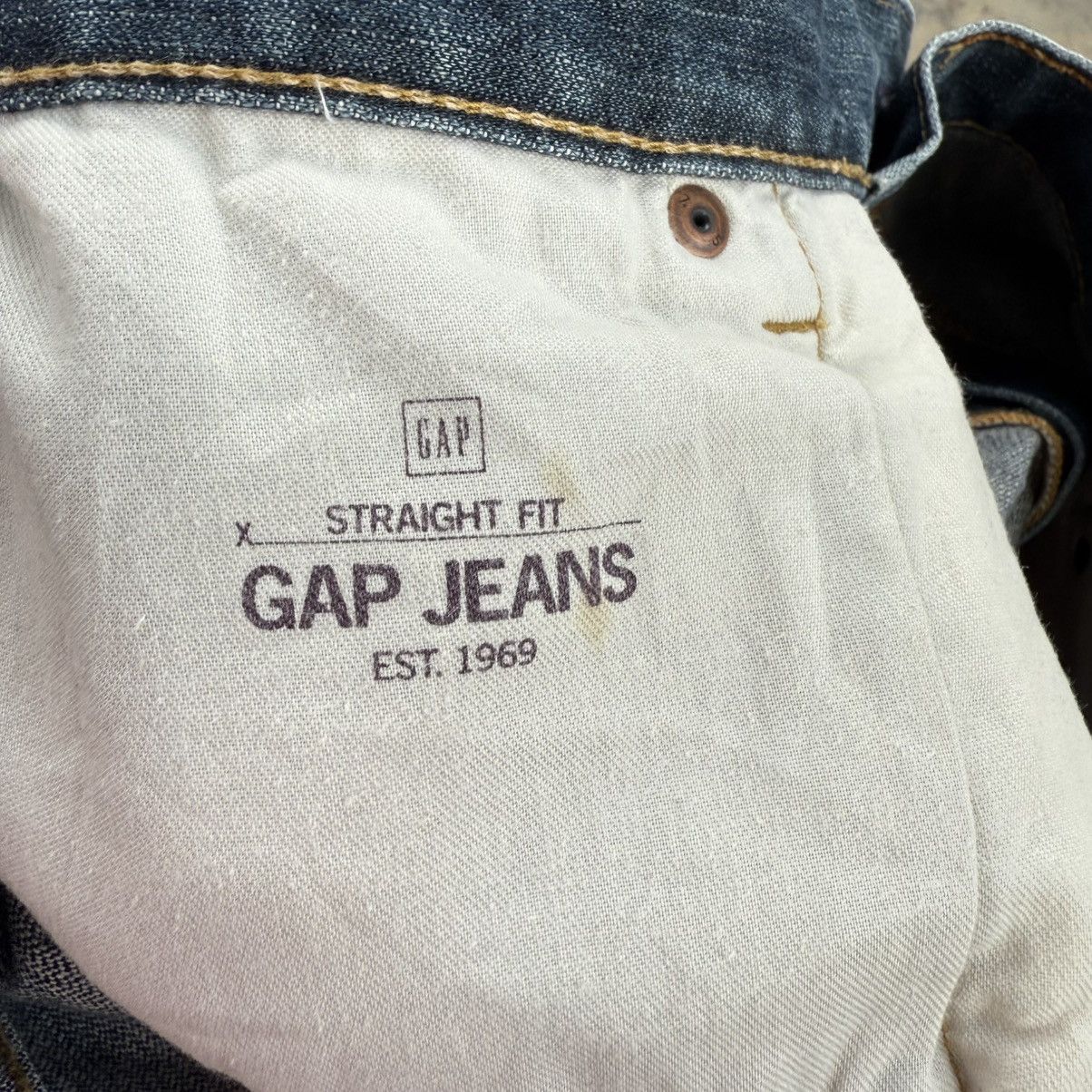 Japanese Brand VINTAGE JAPANESE FADED RIPPED JEANS DENIM PANTS Size US 36 / EU 52 - 11 Thumbnail