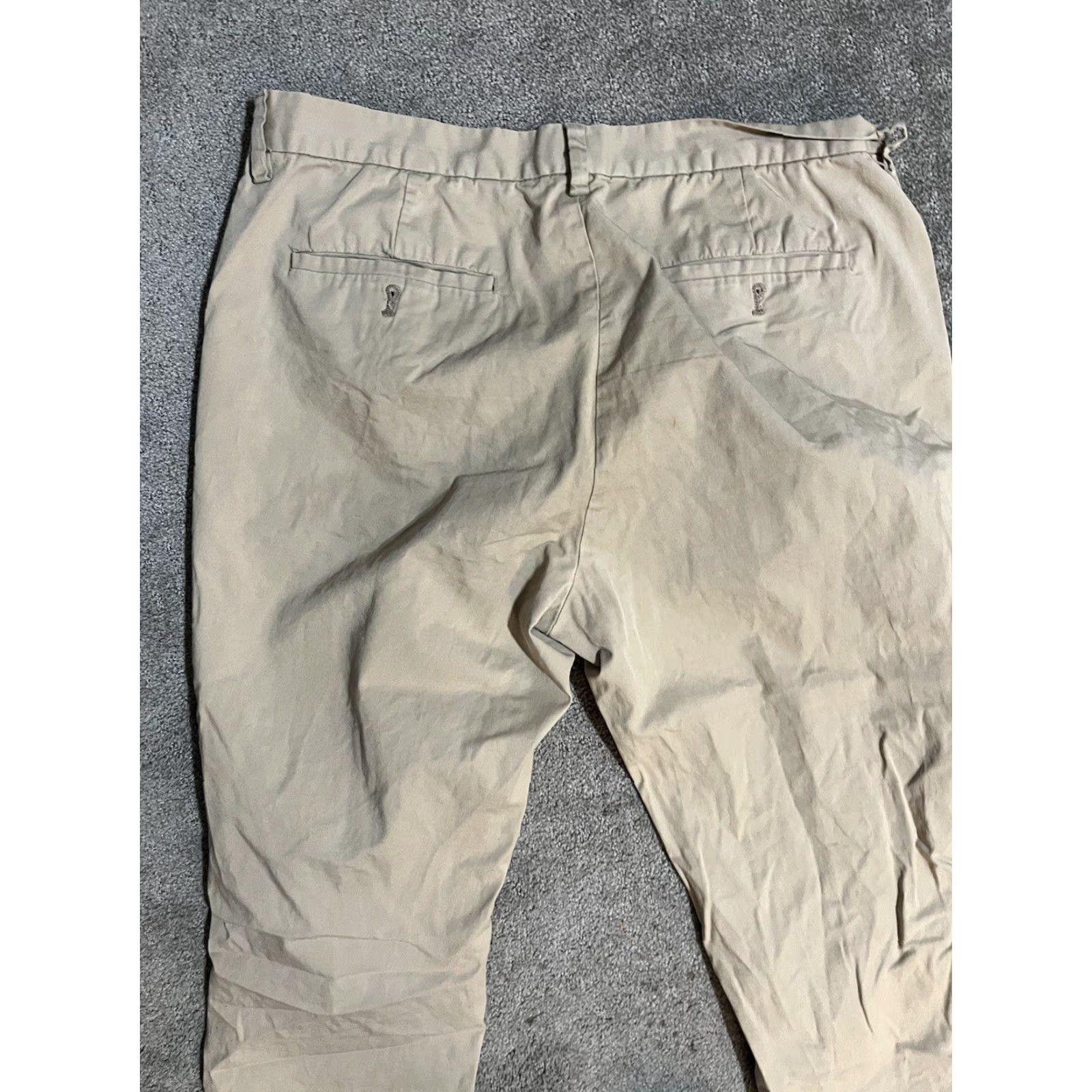 H&M H&M Men's Slim Fit Chino Pants Beige Flat Front 33R Slim Waist 33 Inseam 30 Regular Size Pants Men Shirt? Size US 33 - 4 Thumbnail