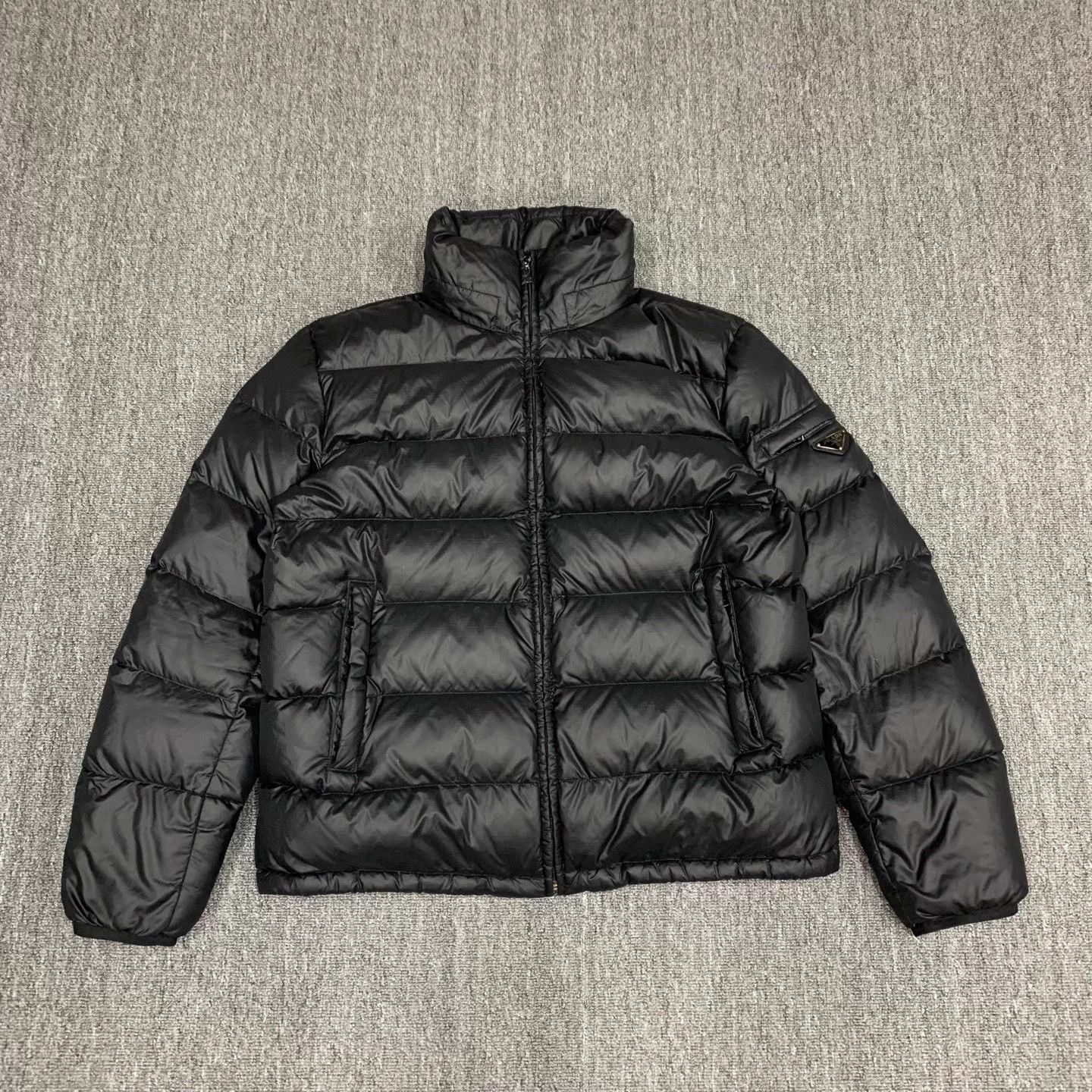 Prada PRADA Black Triangle Logo Puffer Jacket EU52 Size US L / EU 52-54 / 3 - 1 Thumbnail