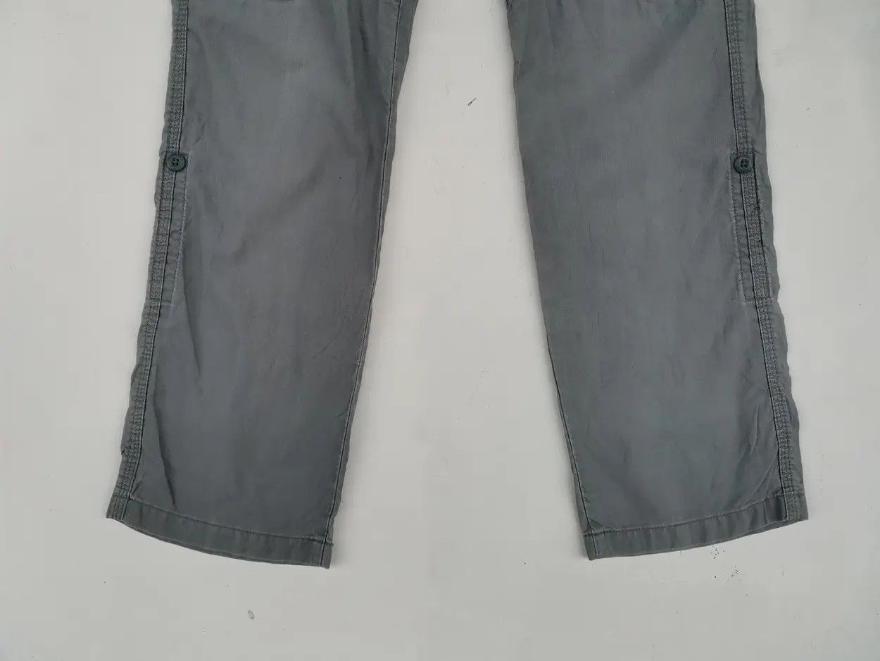 Japanese Brand × Uniqlo Rare!!! Uniqlo Kids Tactical Cargo Multipocket Pants Size US 26 / EU 42 - 12 Thumbnail