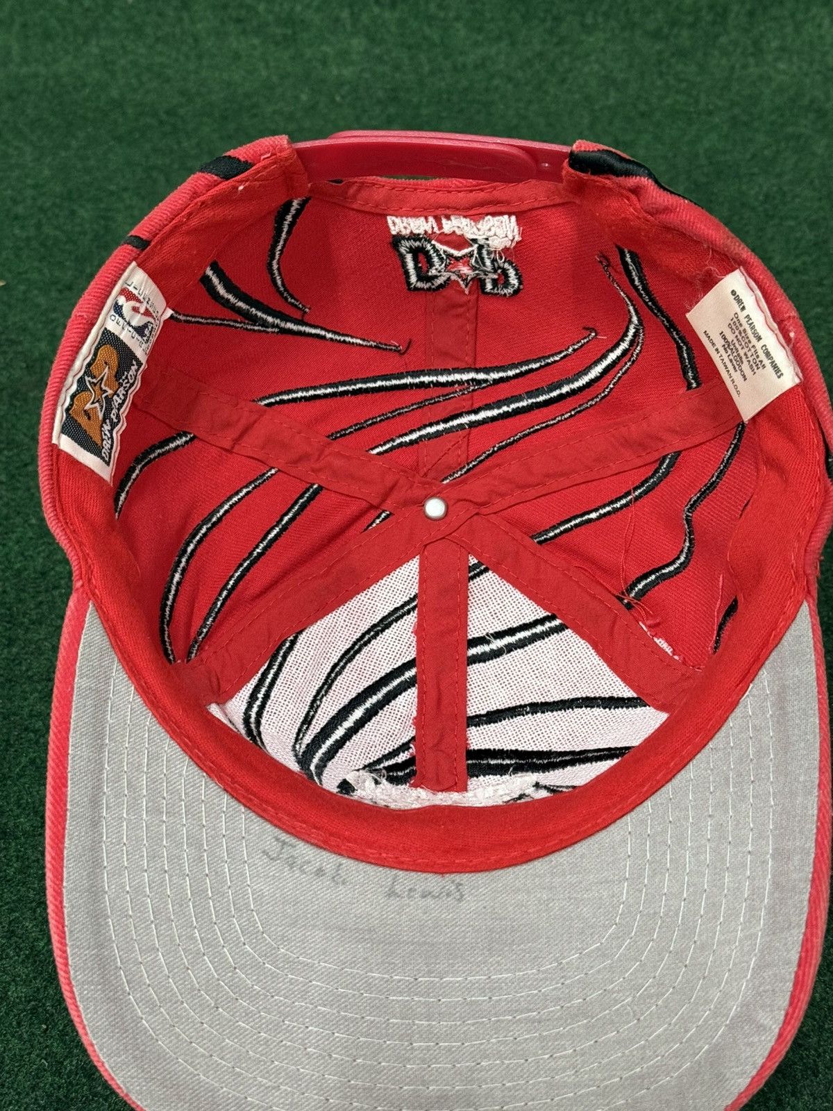 Drew Pearson Vintage Drew Pearson Chicago Bulls Swirl Snapback Hat Size ONE SIZE - 5 Thumbnail