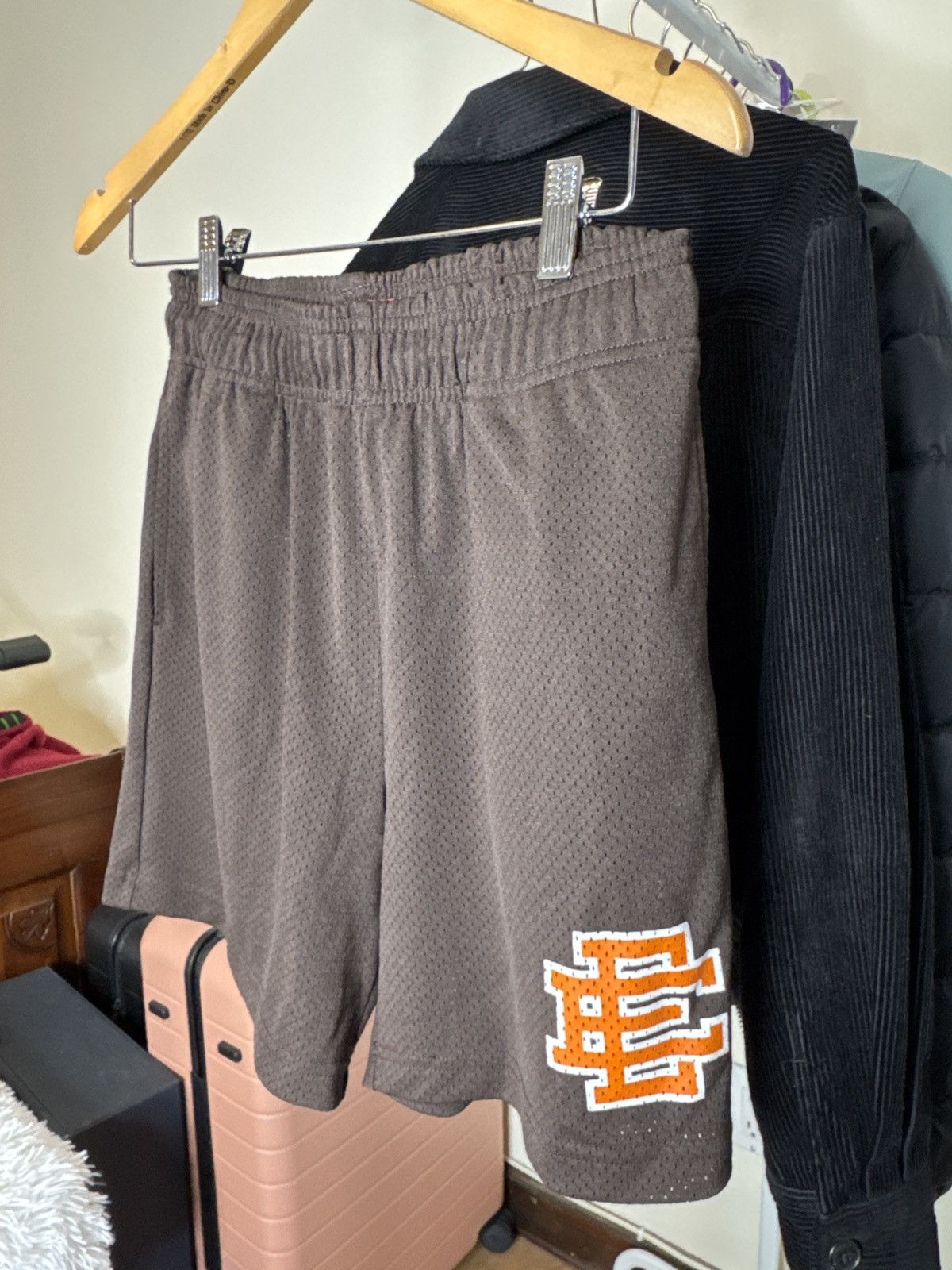 Eric Emanuel Eric Emanuel EE Basic Shorts Small - Brown / Orange logo Size US 27 - 1 Thumbnail