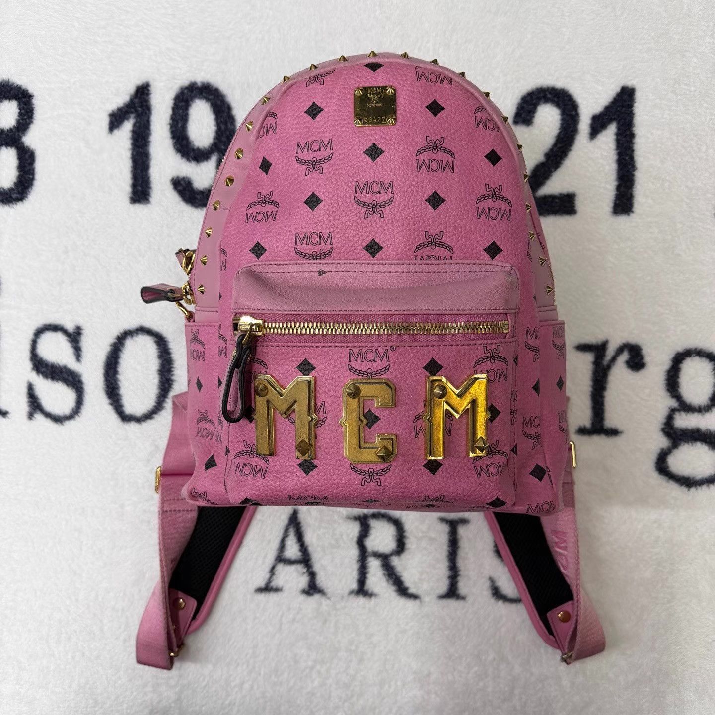 MCM MCM Pink Studded Backpack Q10 Size ONE SIZE - 1 Thumbnail