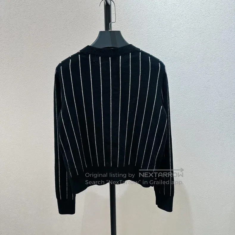 Chanel Chanel 23P black vertical striped cashmere shirt round-nec Size XS / US 0-2 / IT 36-38 - 2 Thumbnail
